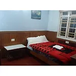 Hotel Pemachen, Pelling