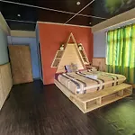 Mochilero Ostello 2, Pelling