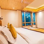 The Golden Retreat Hotel In Pelling