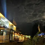 The Singyang Village Estate