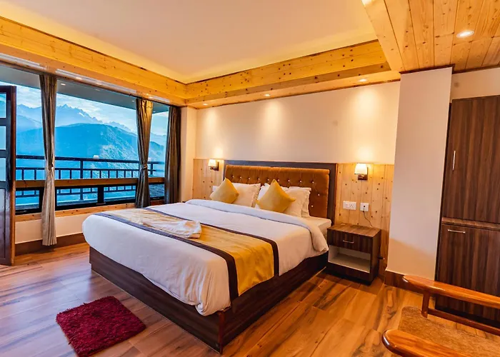 The Golden Retreat Hotel In Pelling