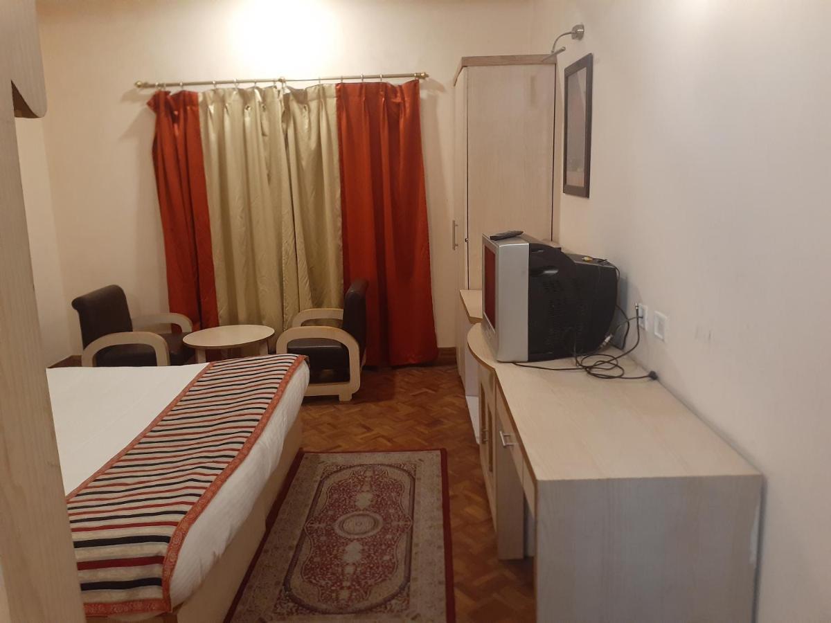 De Regency 3*