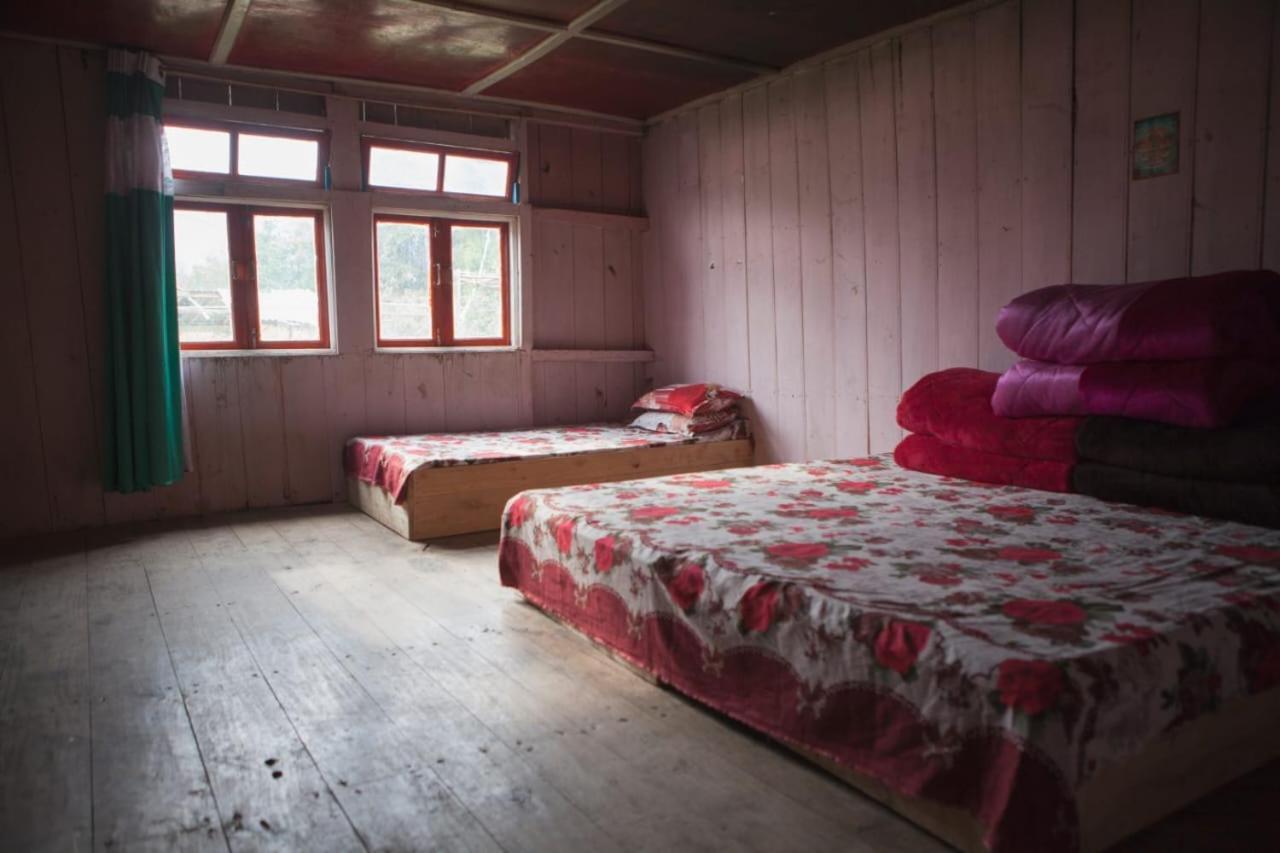 Vamoose Sonam Khecheopalri Homestay *