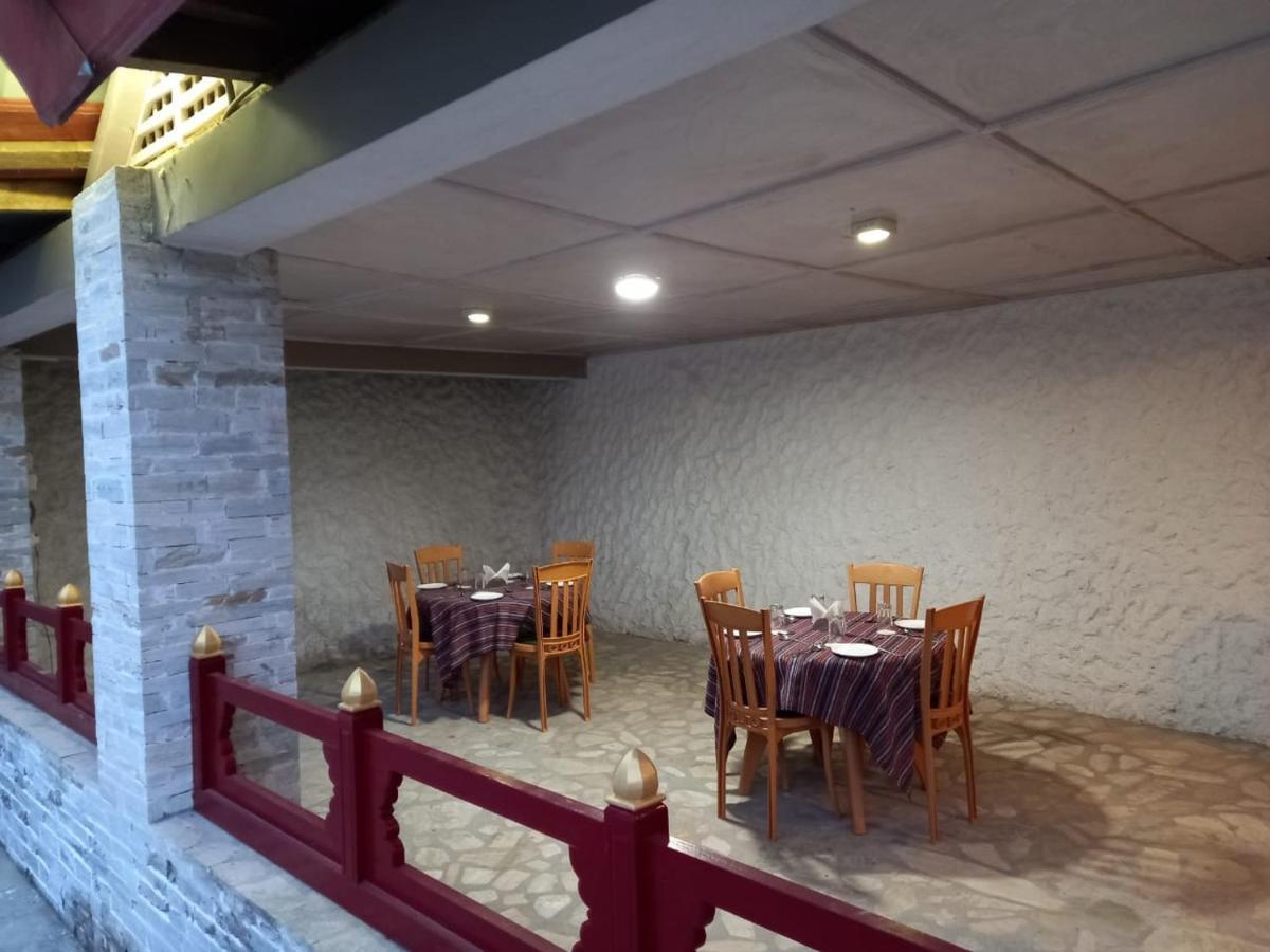 Hotel Seechu Farm Pelling