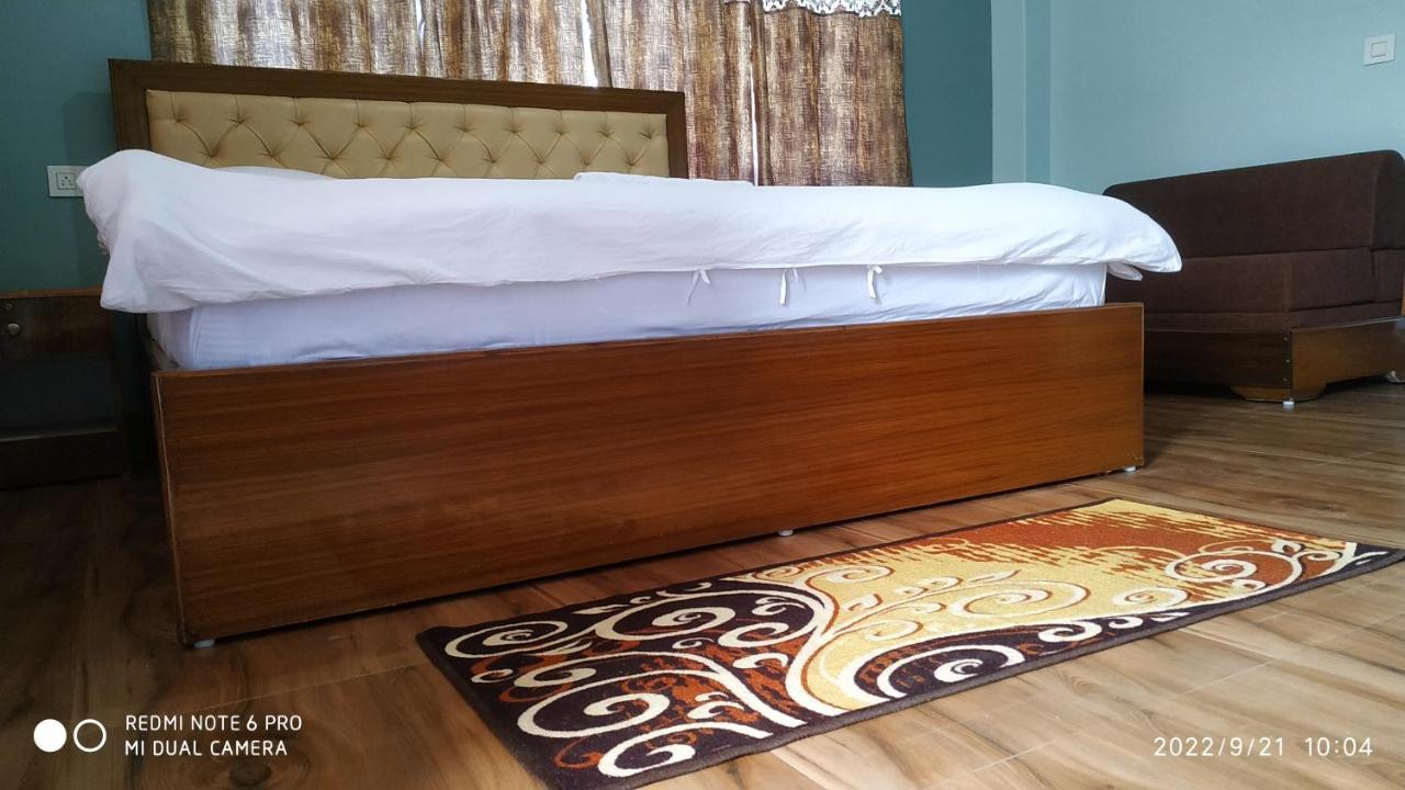 Mandavya Homestay *