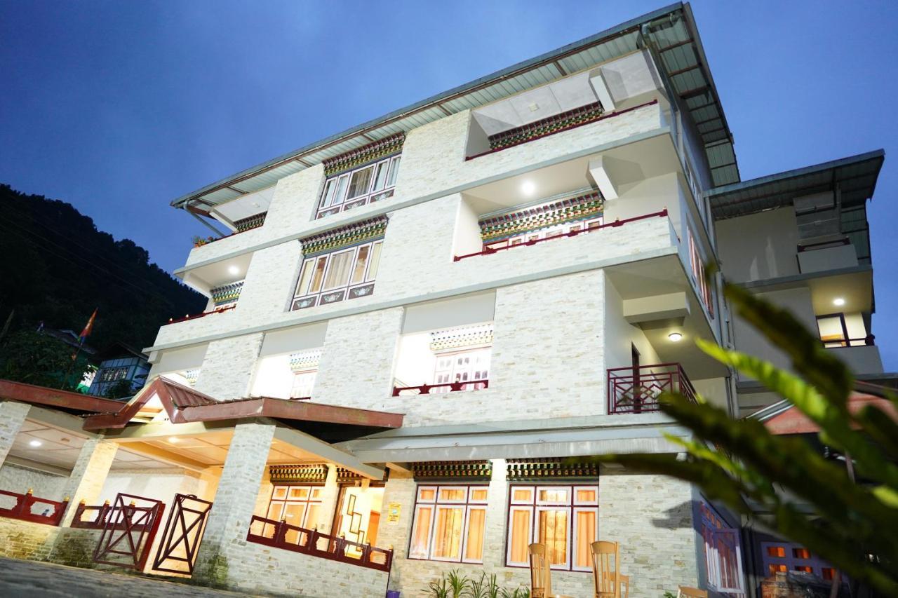 Seechu Farm Hotel Pelling