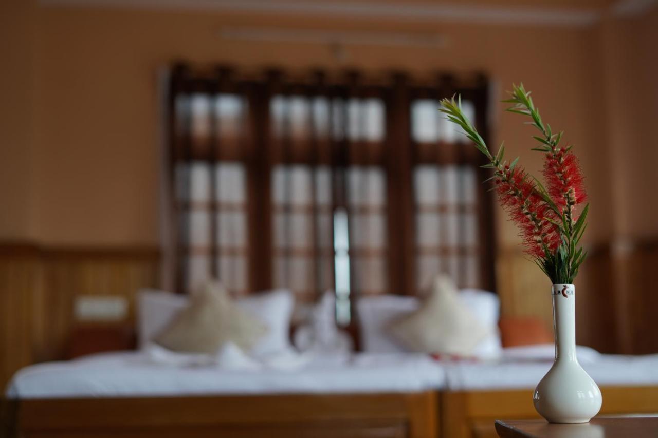 Hotel Seechu Farm Pelling