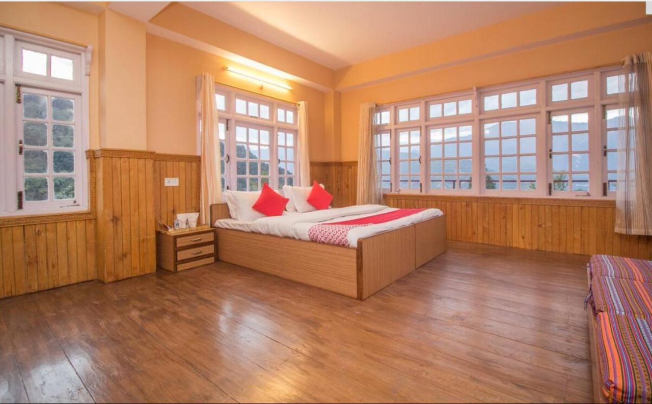 Hotel Seechu Farm Pelling