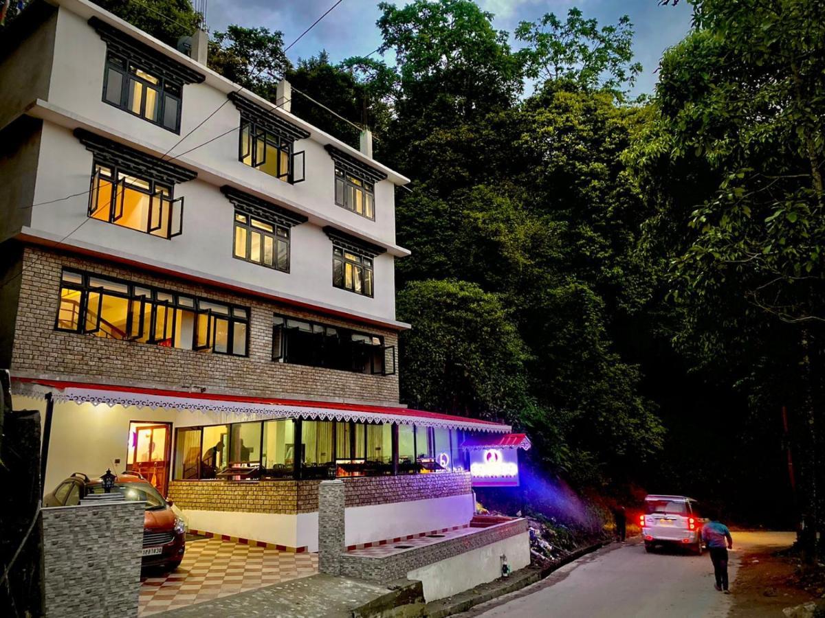 Hotel Daksha Nest