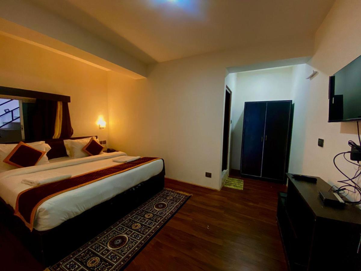 Daksha Nest Hotel