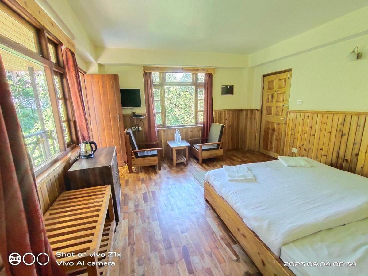 Hotel Hidden House