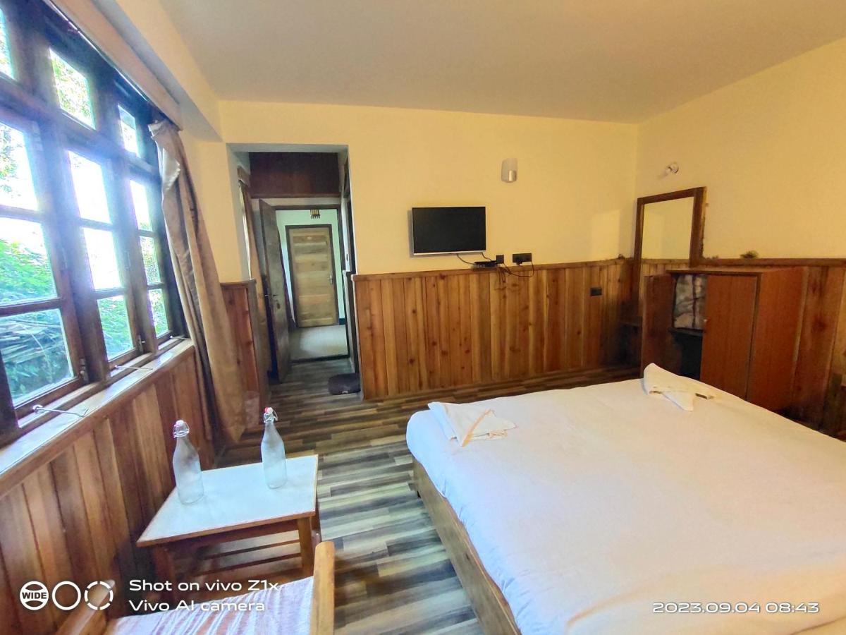 Hotel Hidden House