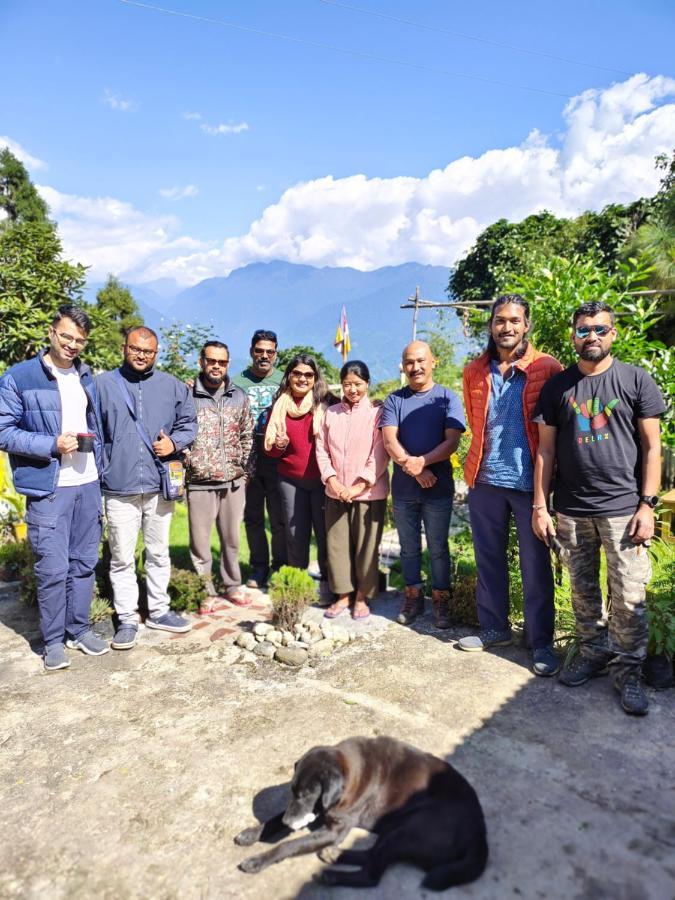 Hostel Wake In Himalayas Pelling