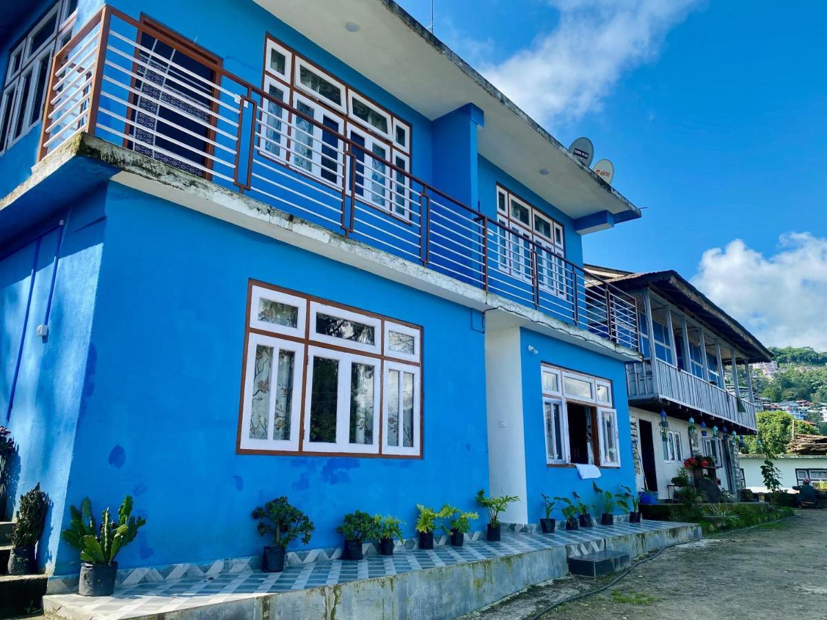 - Zivaan Homestay Pelling