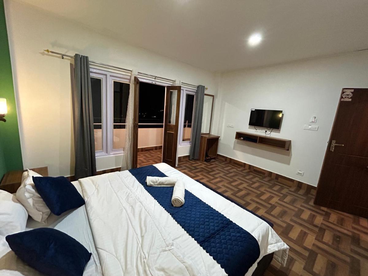Disha Silver Peak Hotel 3*
