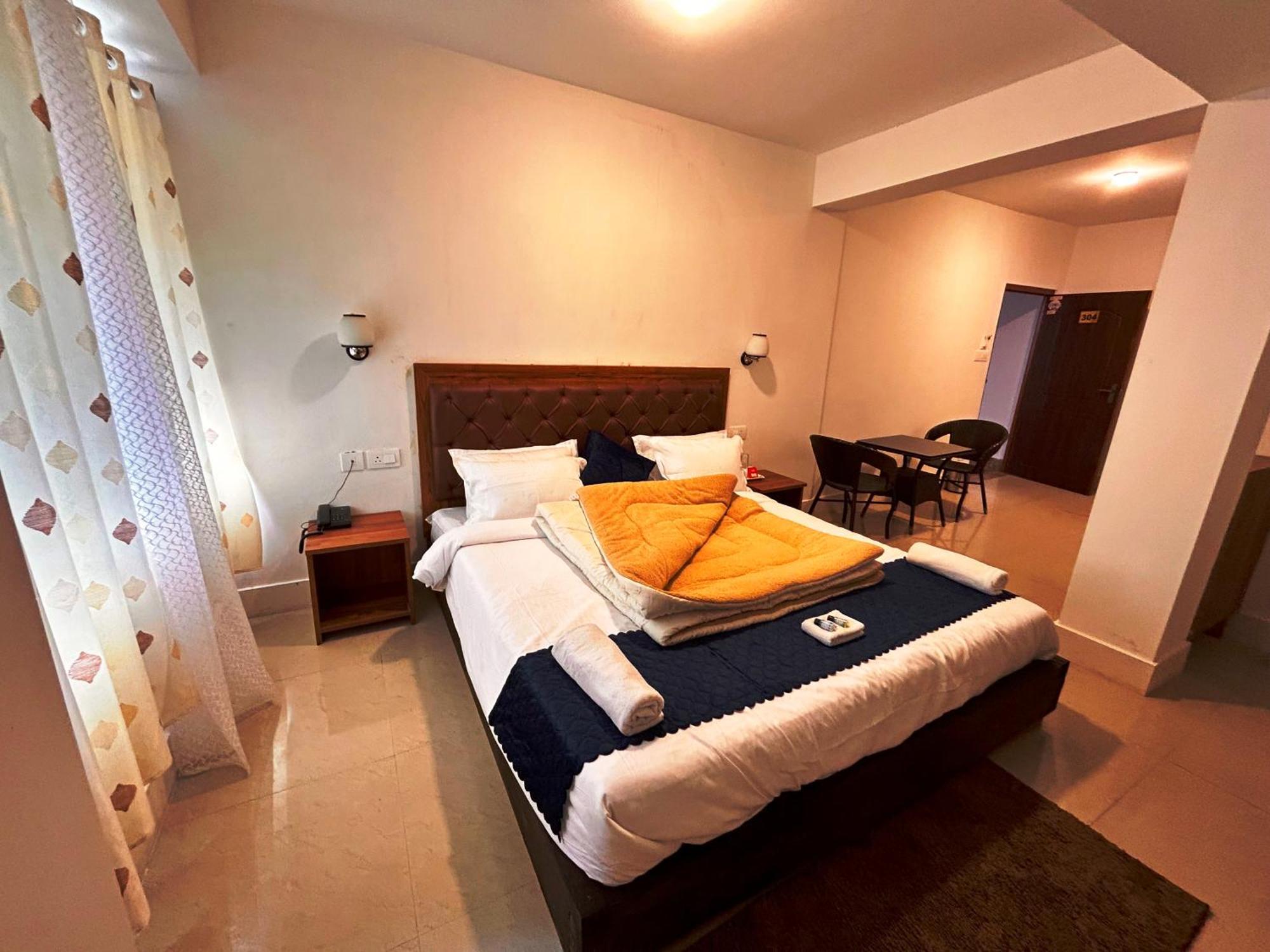 Disha Silver Peak 3*