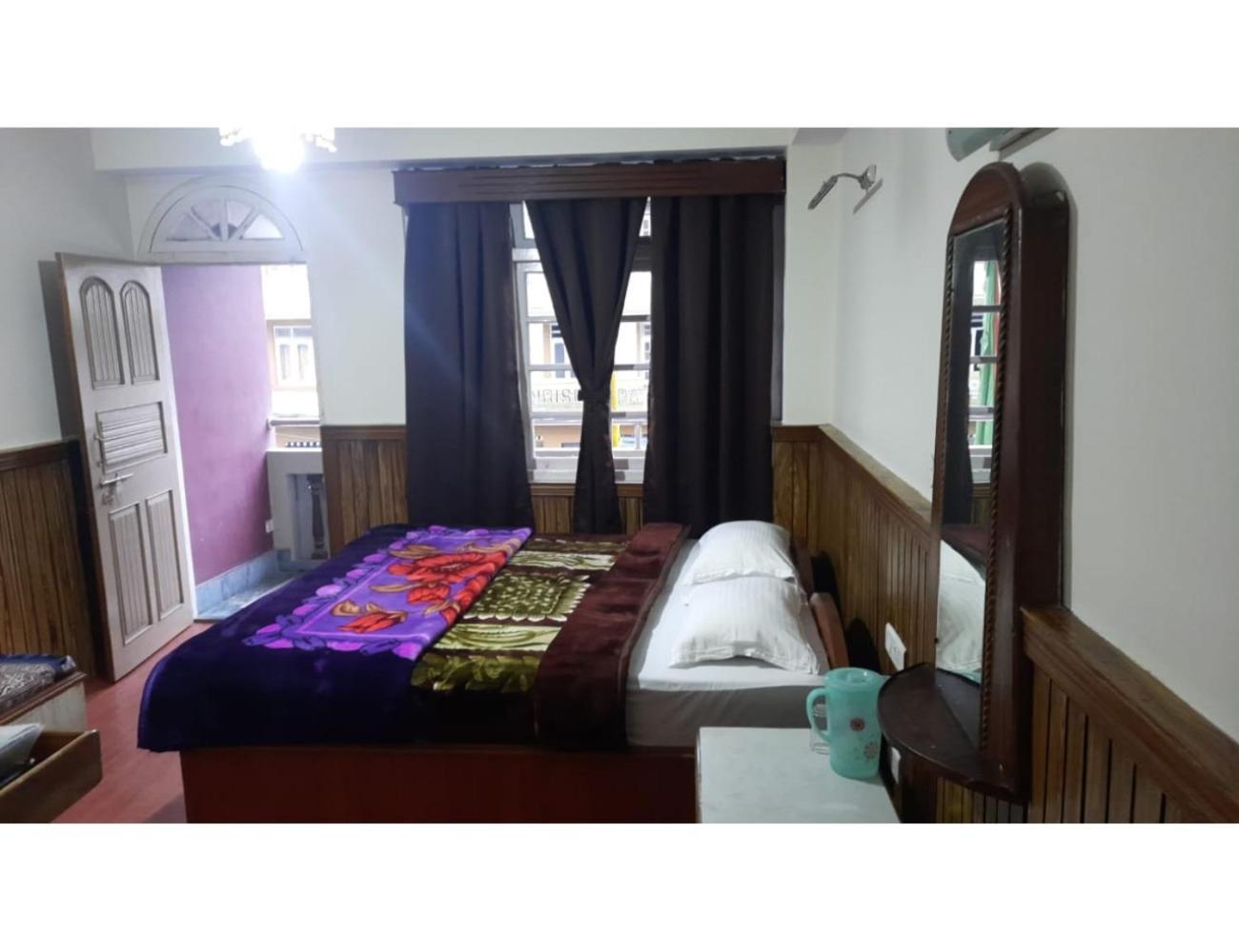 Pemachen, Homestay