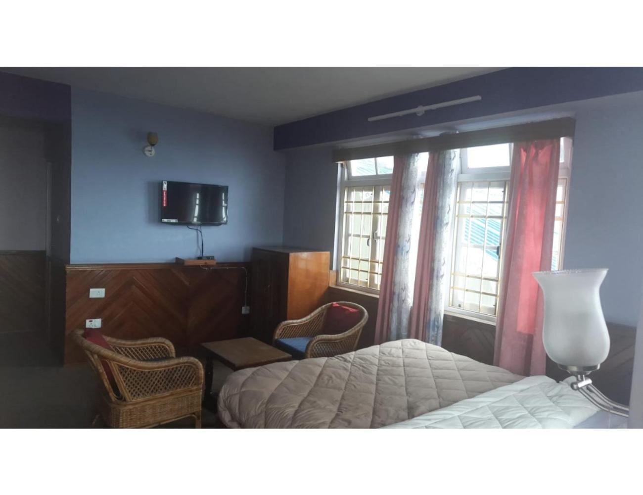 Homestay Pemachen, *