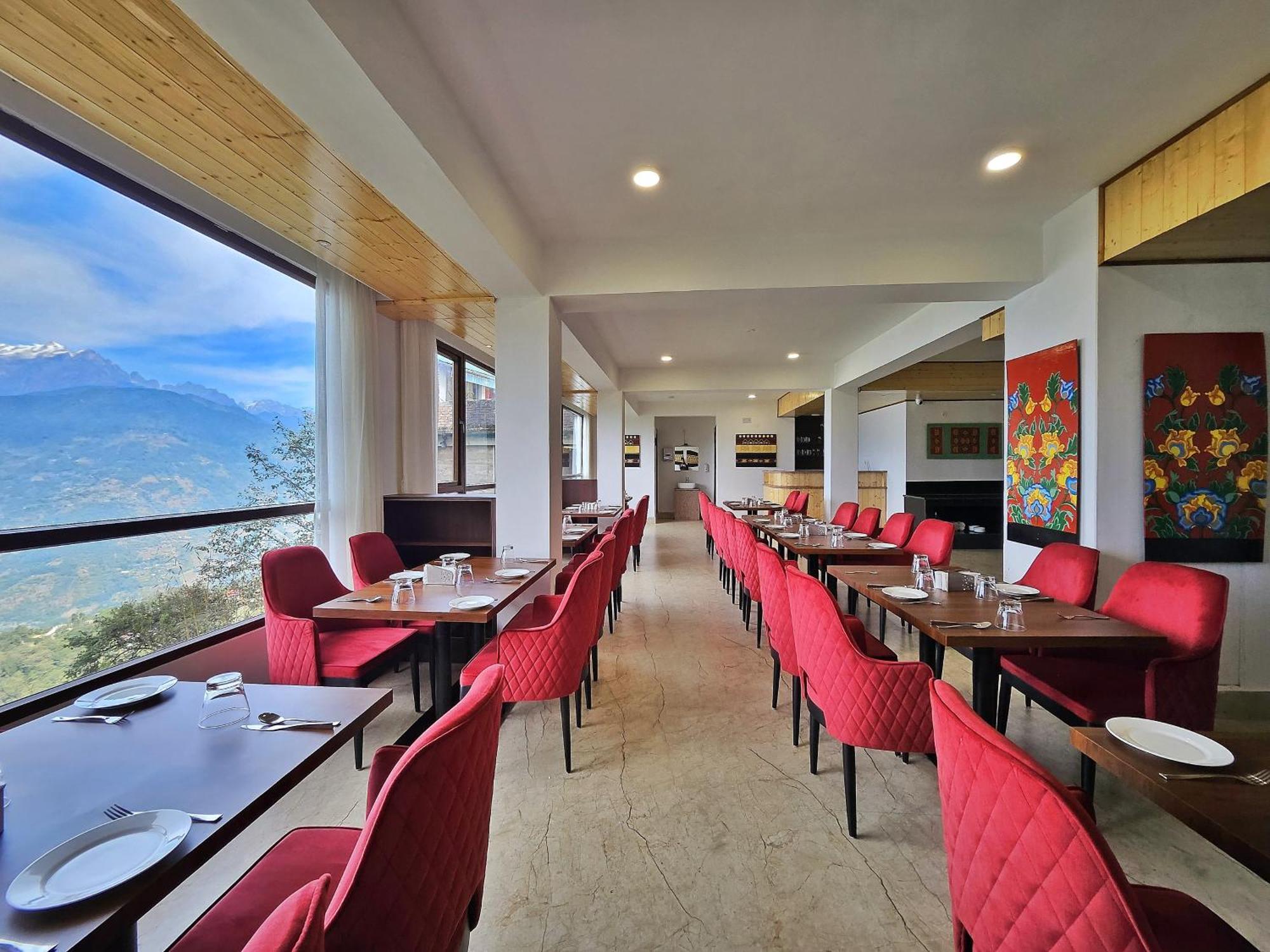 Sumitel Hotel 4*