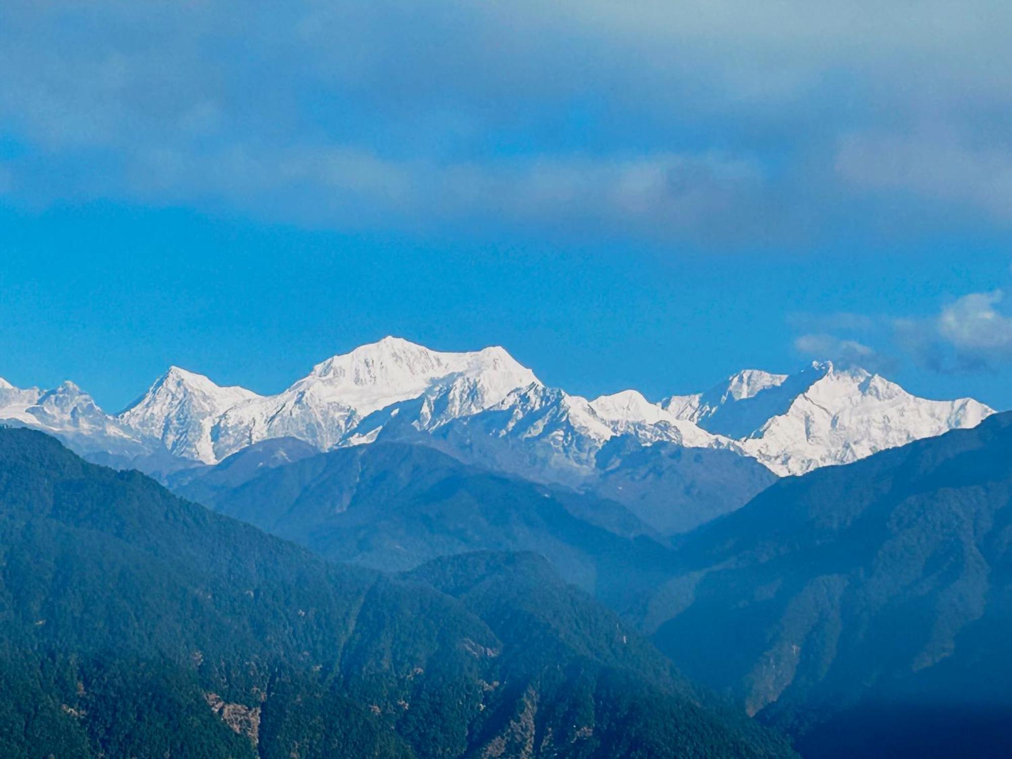 Hotel Disha Silver Peak Pelling