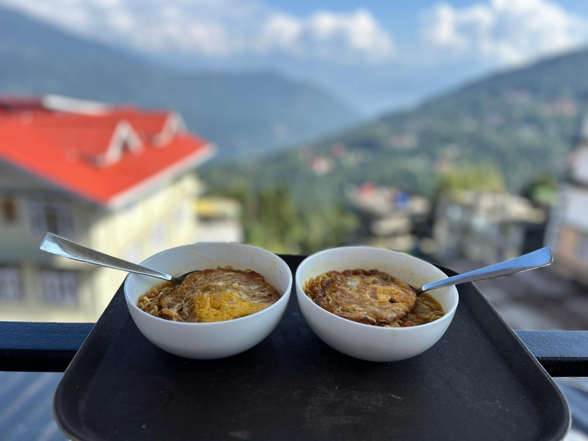 Disha Silver Peak Hotel Pelling