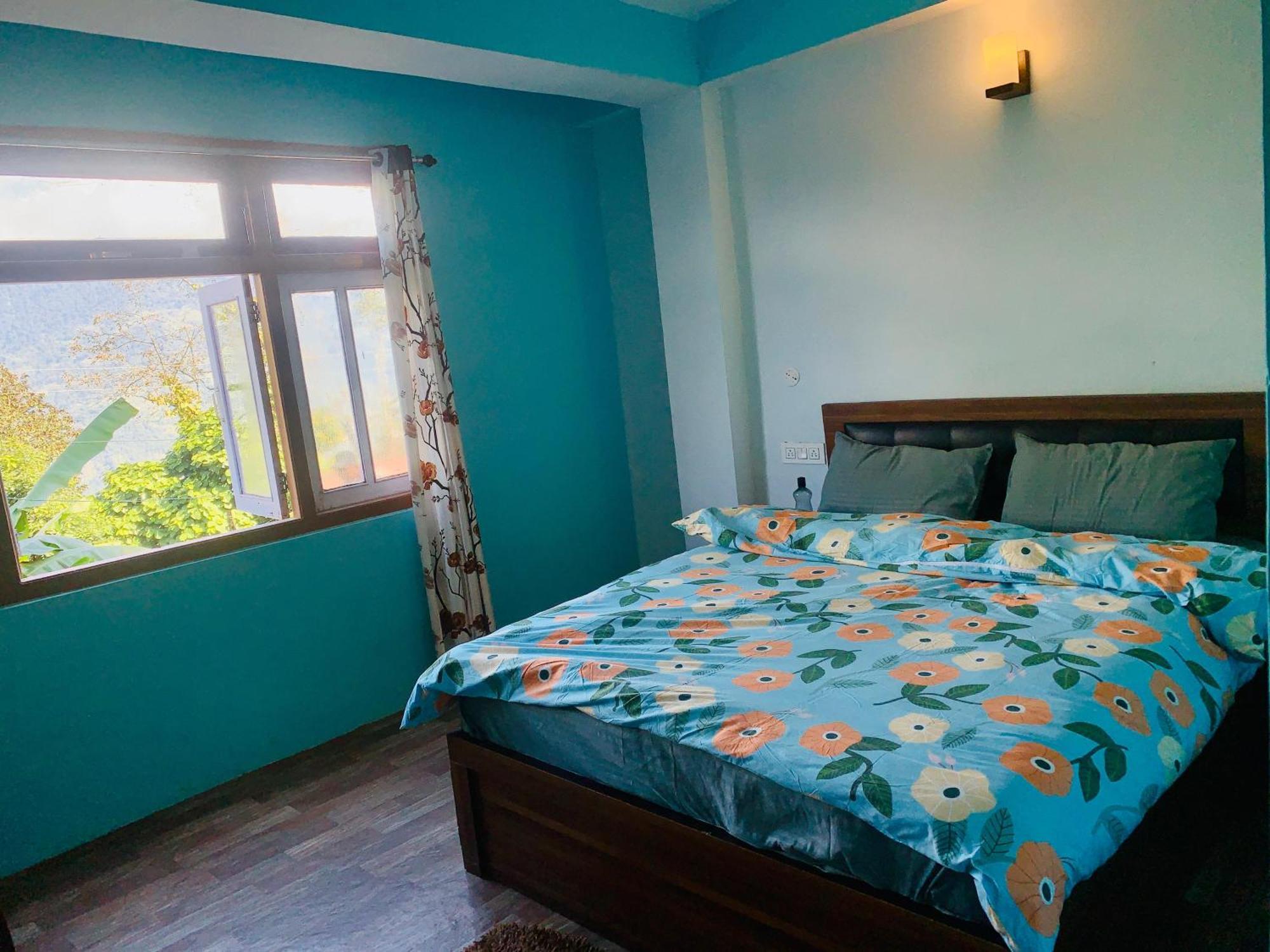 - Zivaan Homestay Pelling