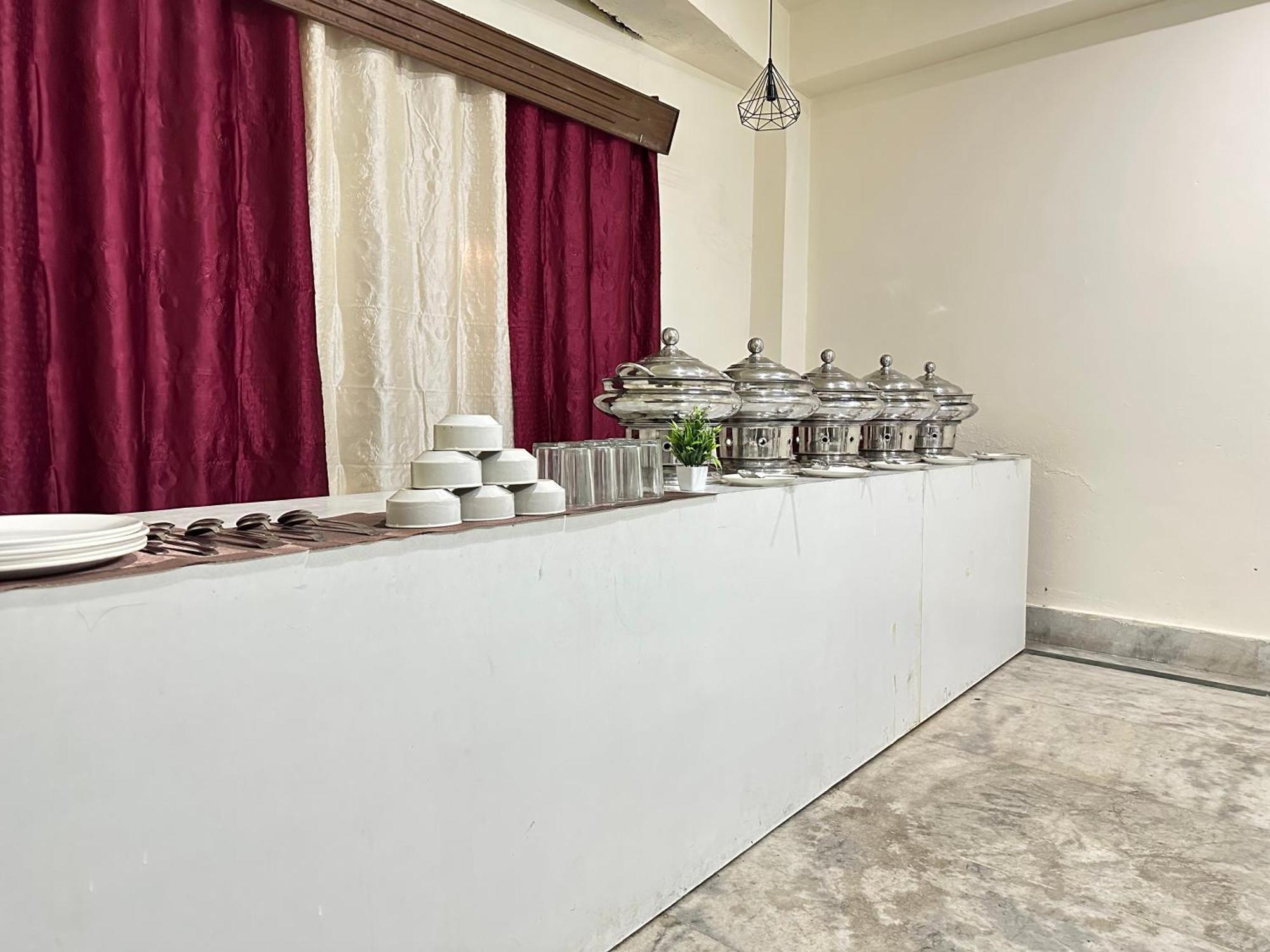Hotel Sudarshan *