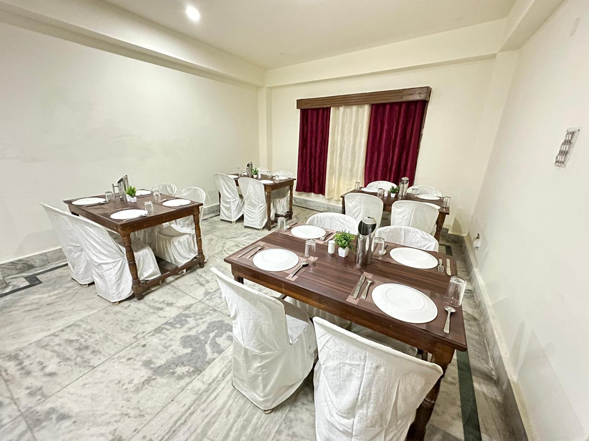 Hotel Sudarshan *