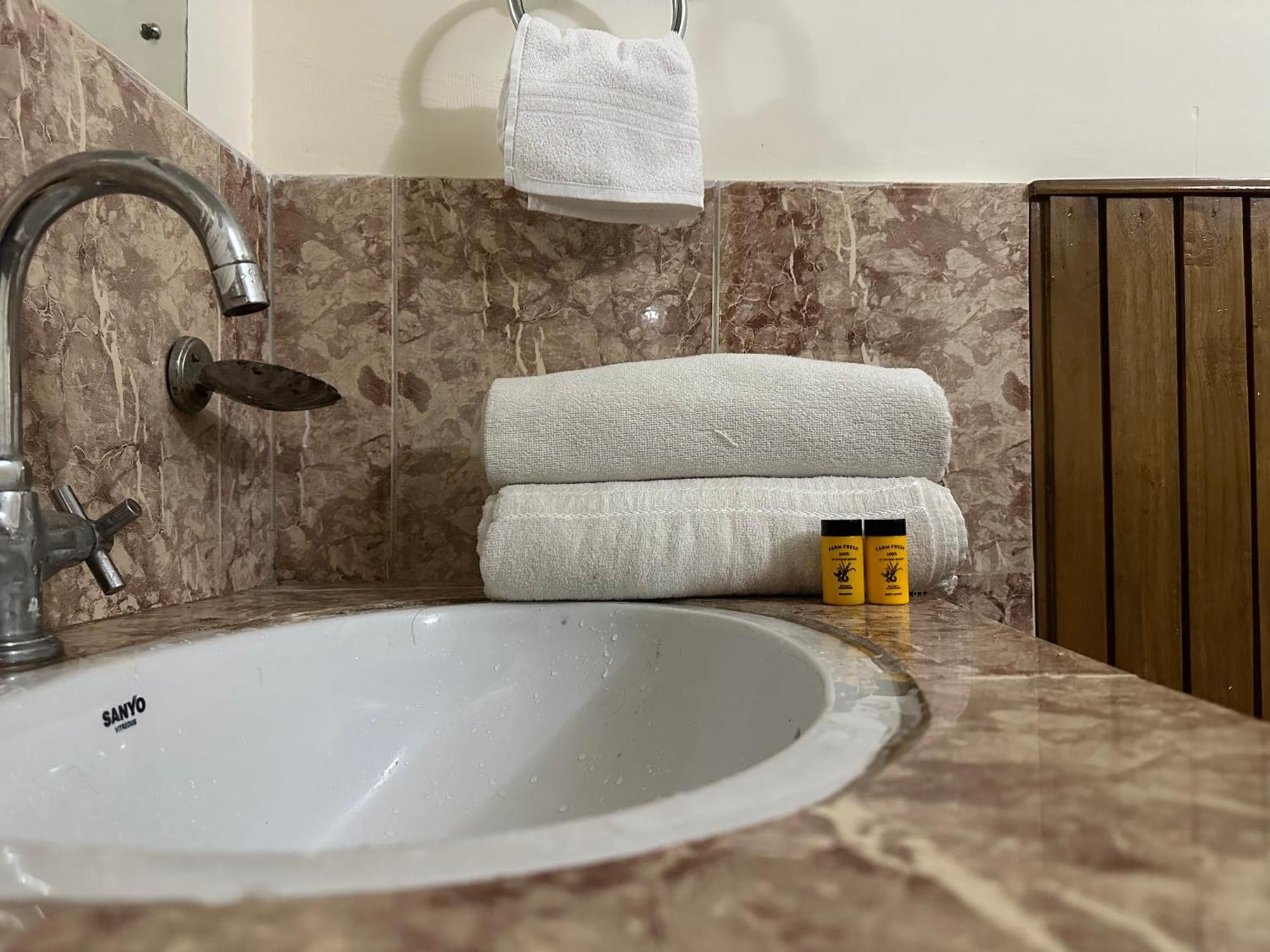 Hotel Sudarshan *