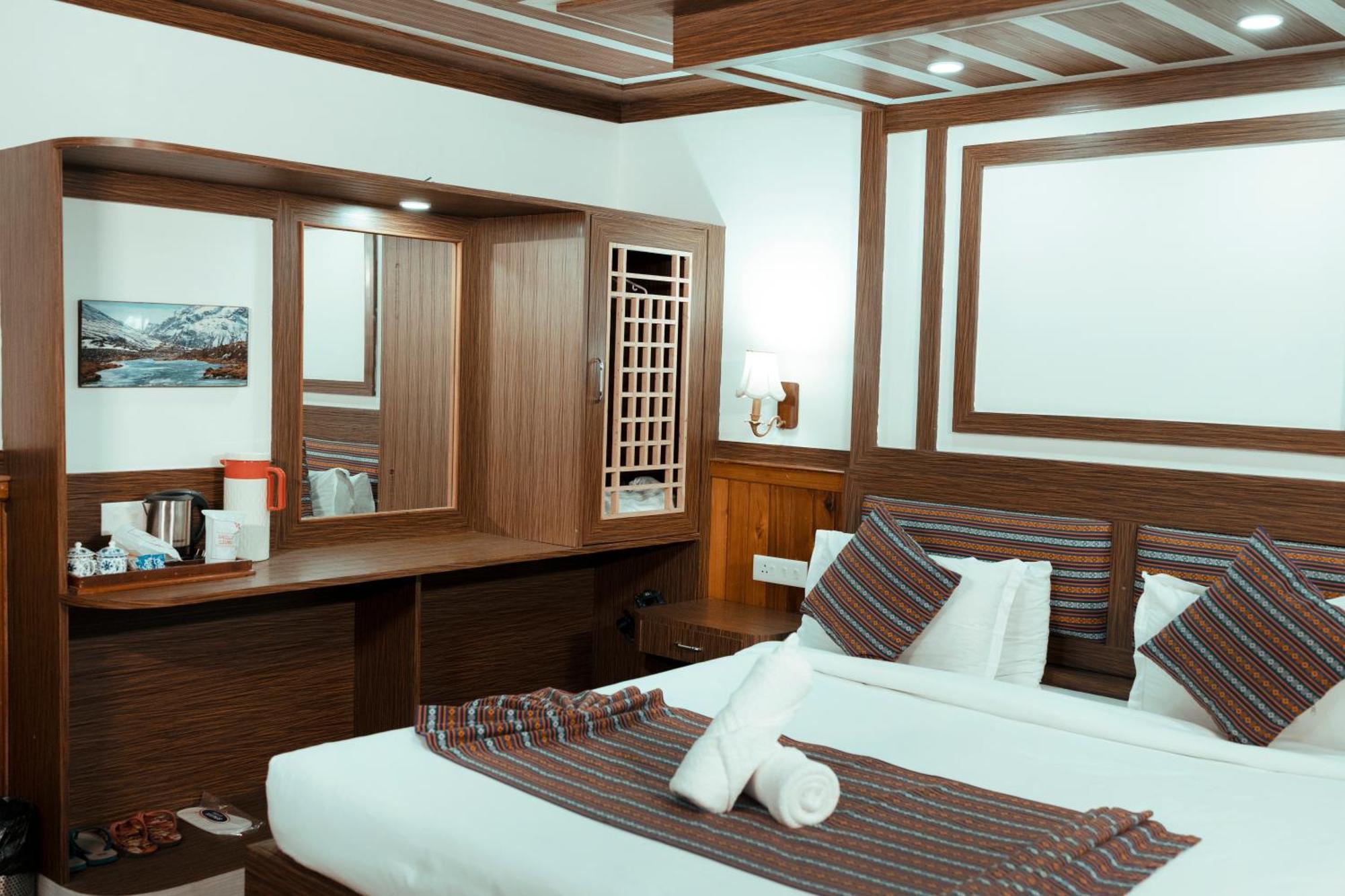 Yangthang Dzimkha Hotel 2*