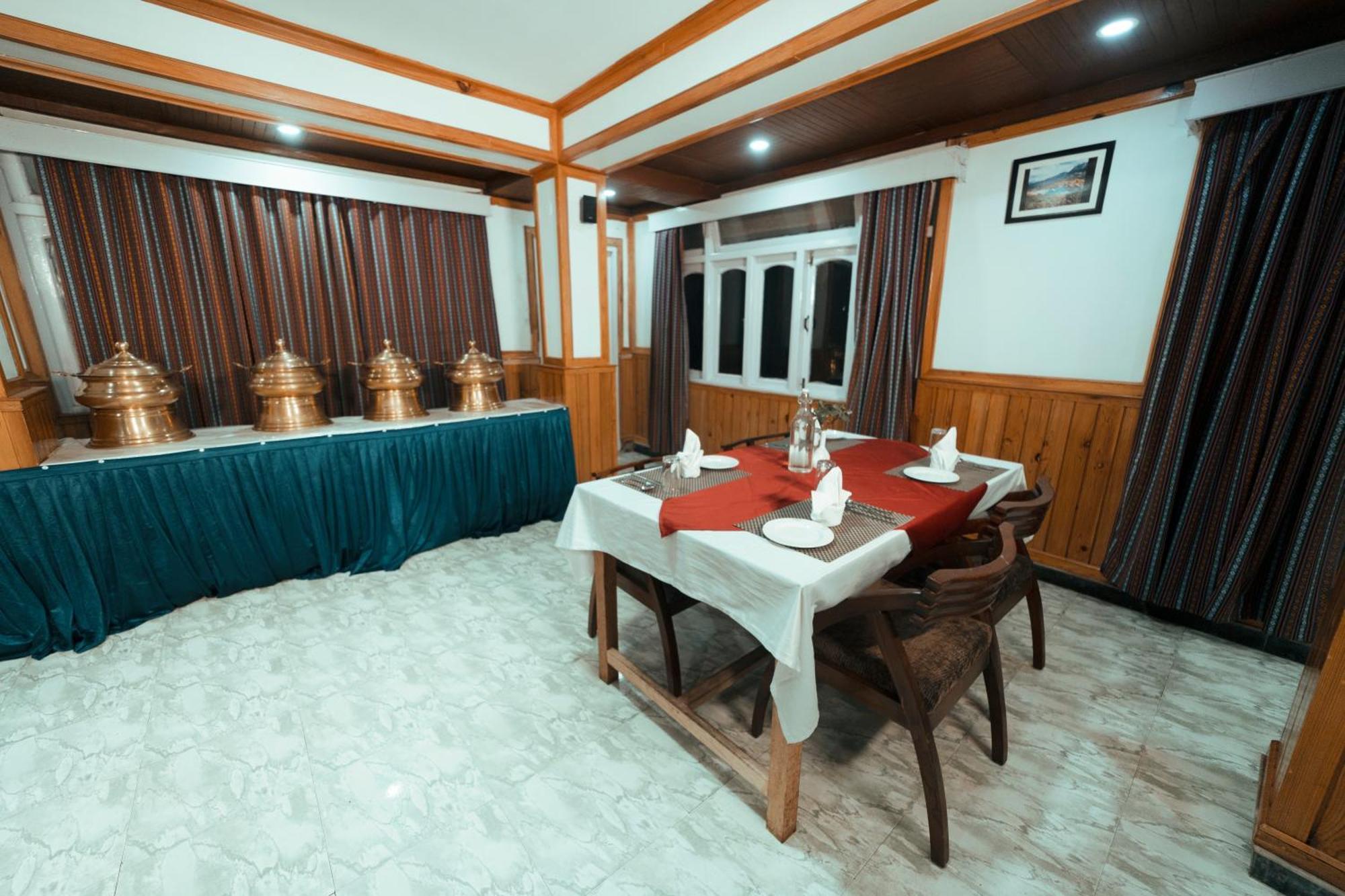 Yangthang Dzimkha Hotel 2*