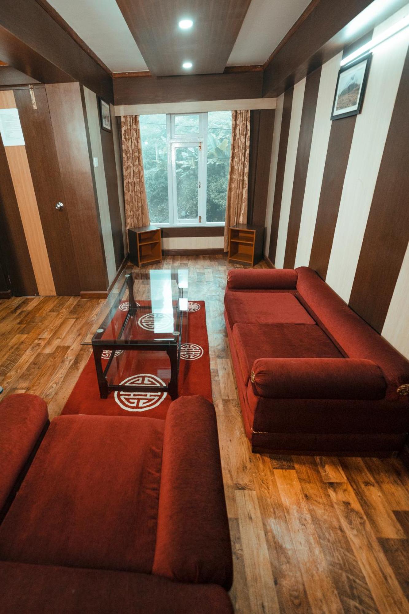 Hotel Sikkim Tourist Centre 3*