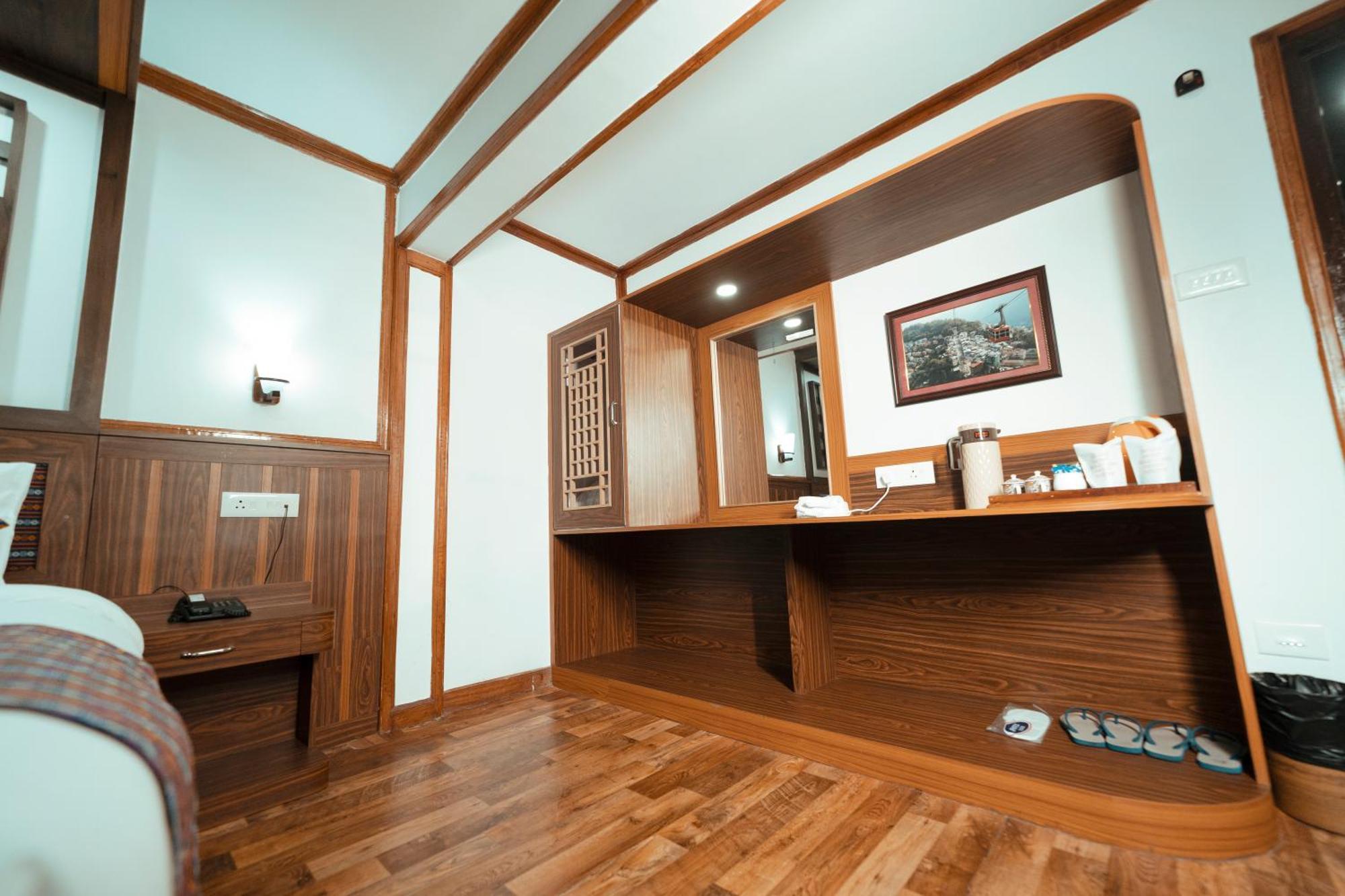 Sikkim Tourist Centre Hotel 3*