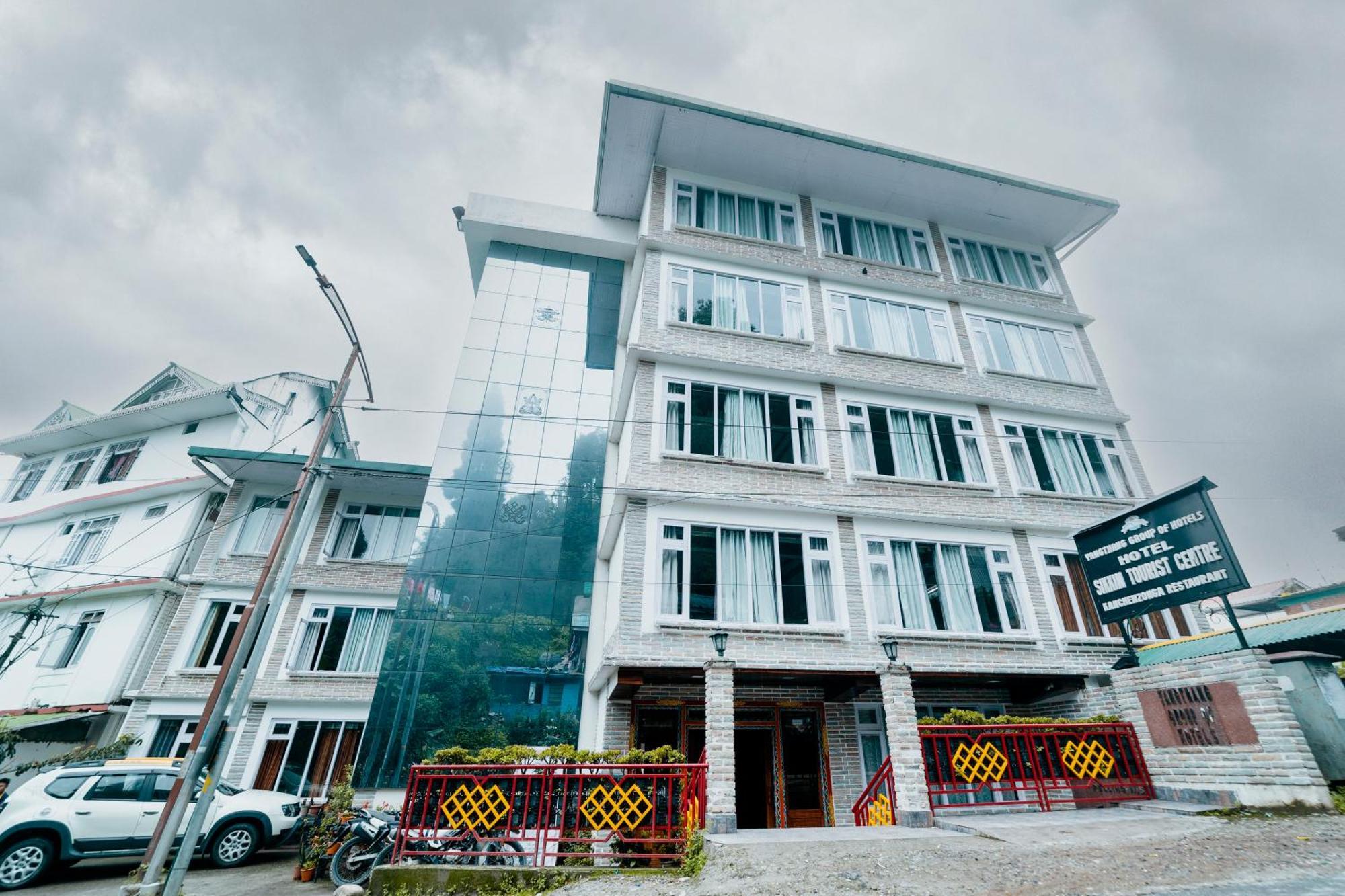 Hotel Sikkim Tourist Centre 3*