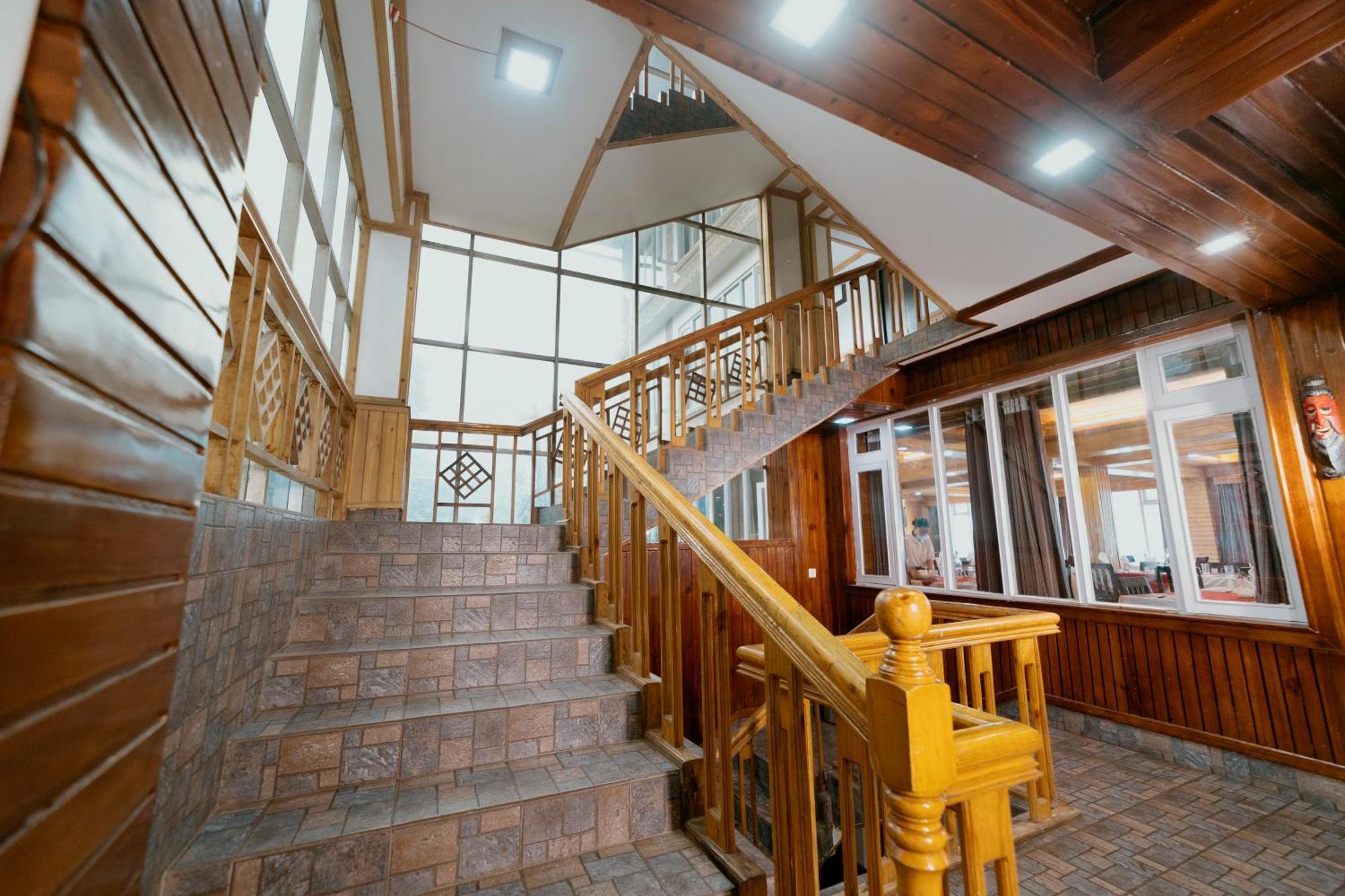 Sikkim Tourist Centre Hotel 3*