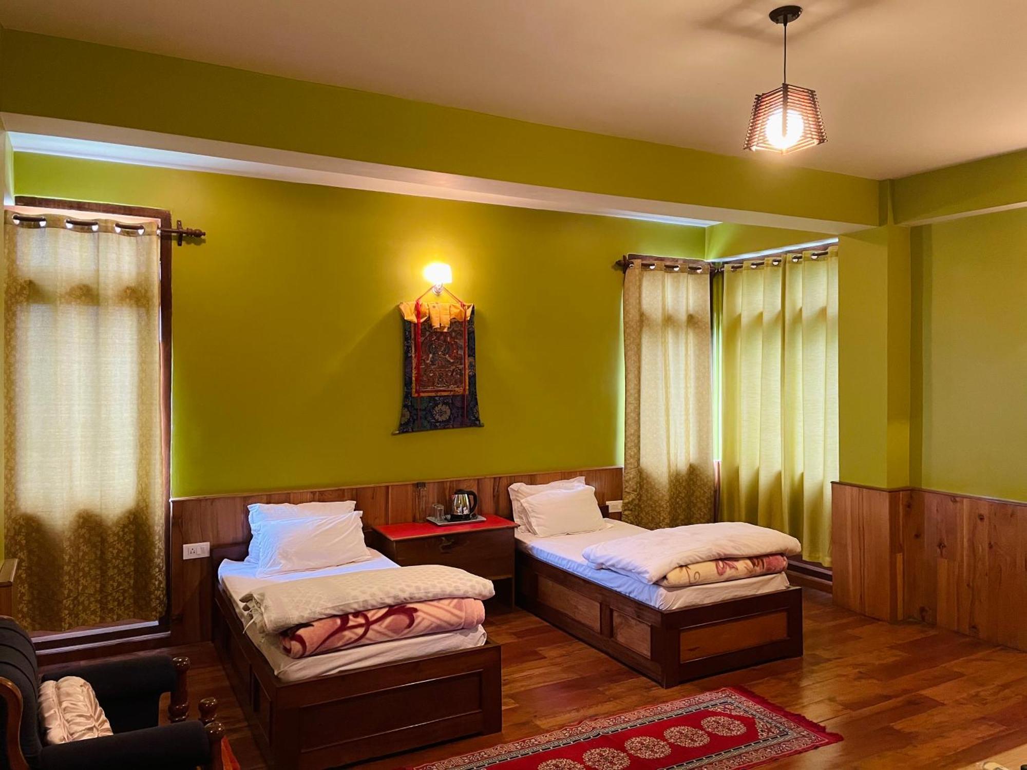 Martam Lodge *