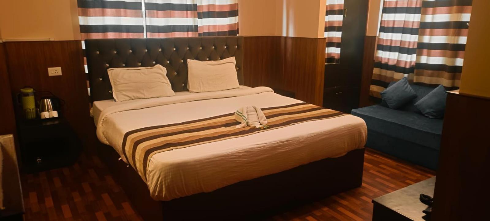 De Regency Hotel Pelling