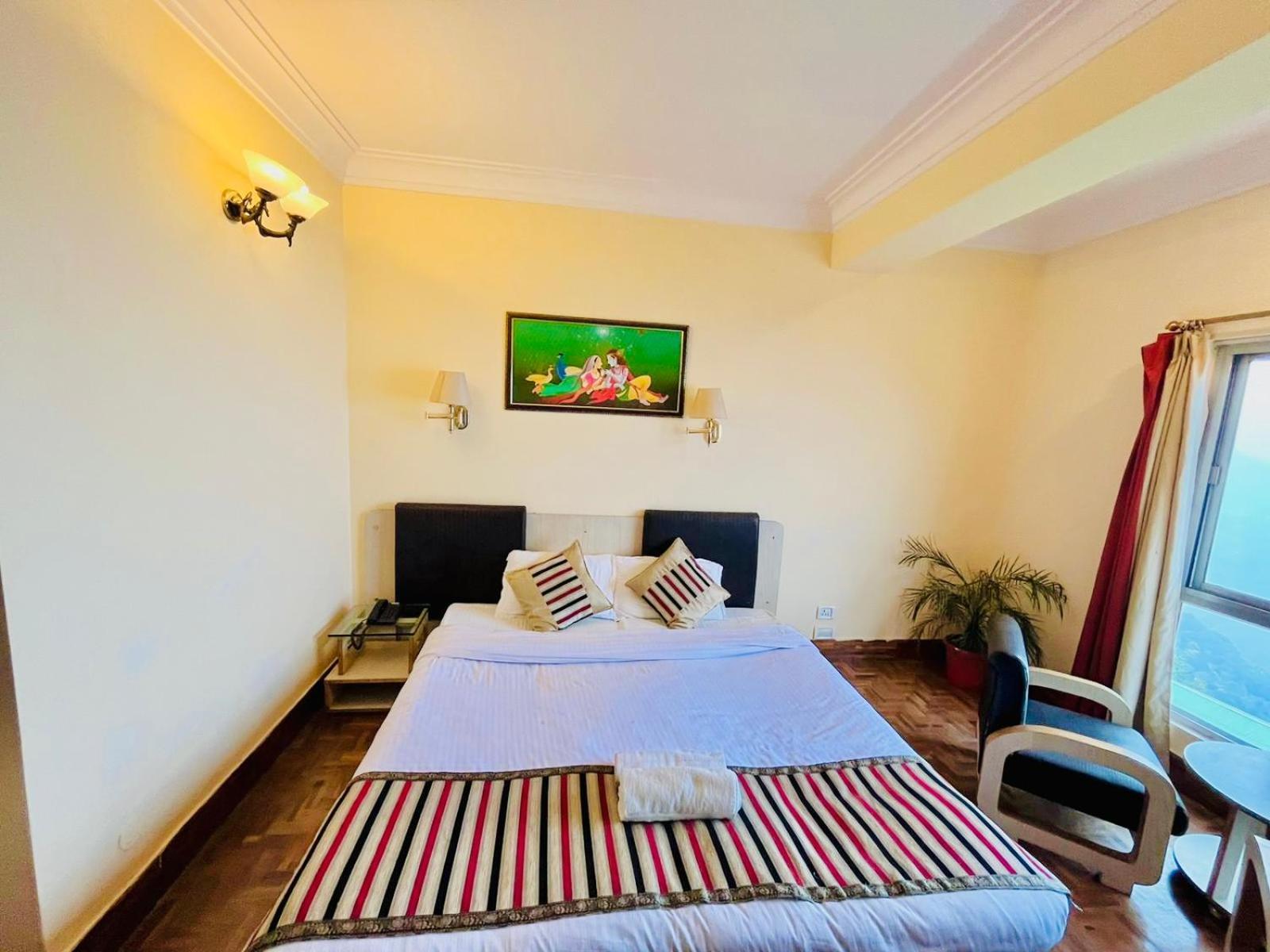 De Regency Hotel Pelling