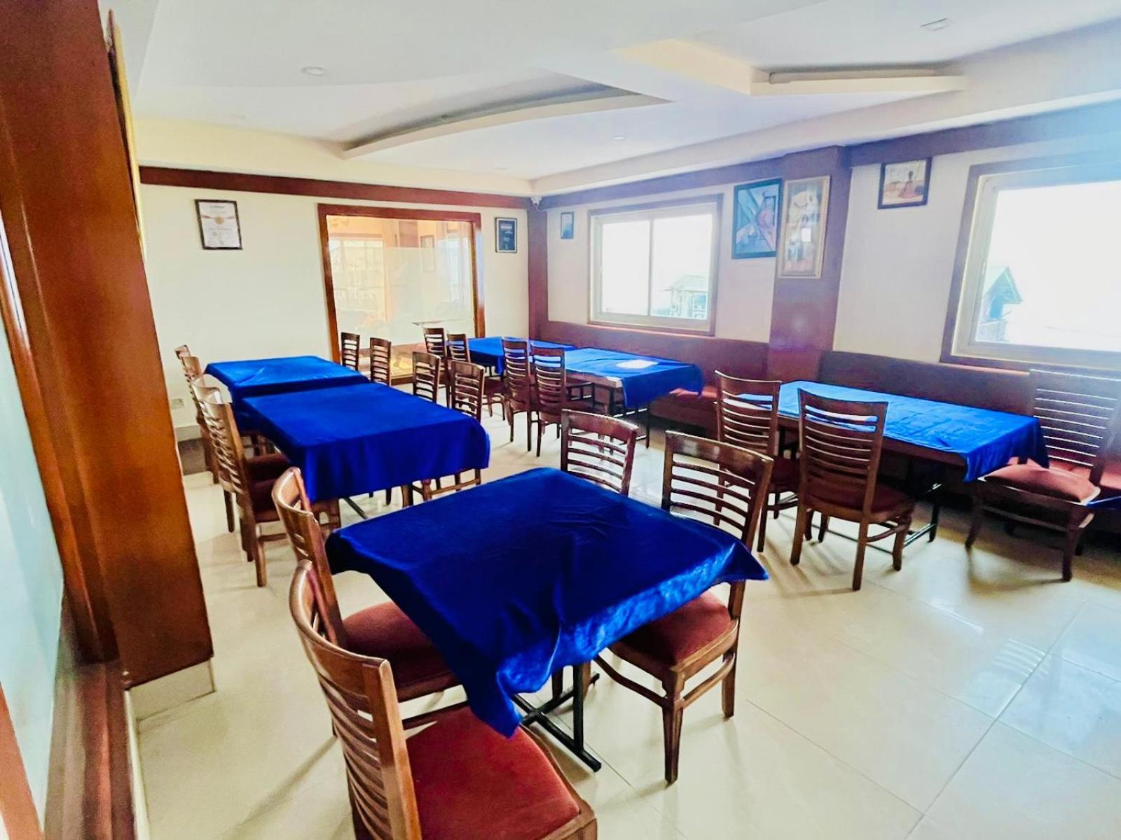 De Regency Hotel 3*