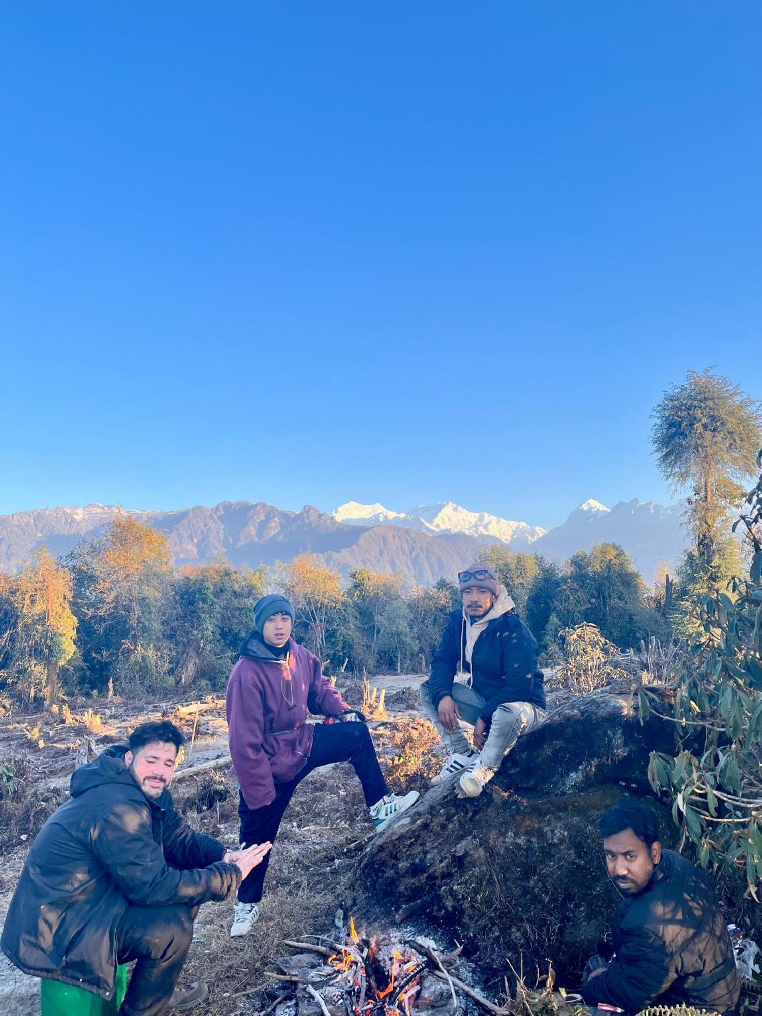 Wake In Himalayas Pelling