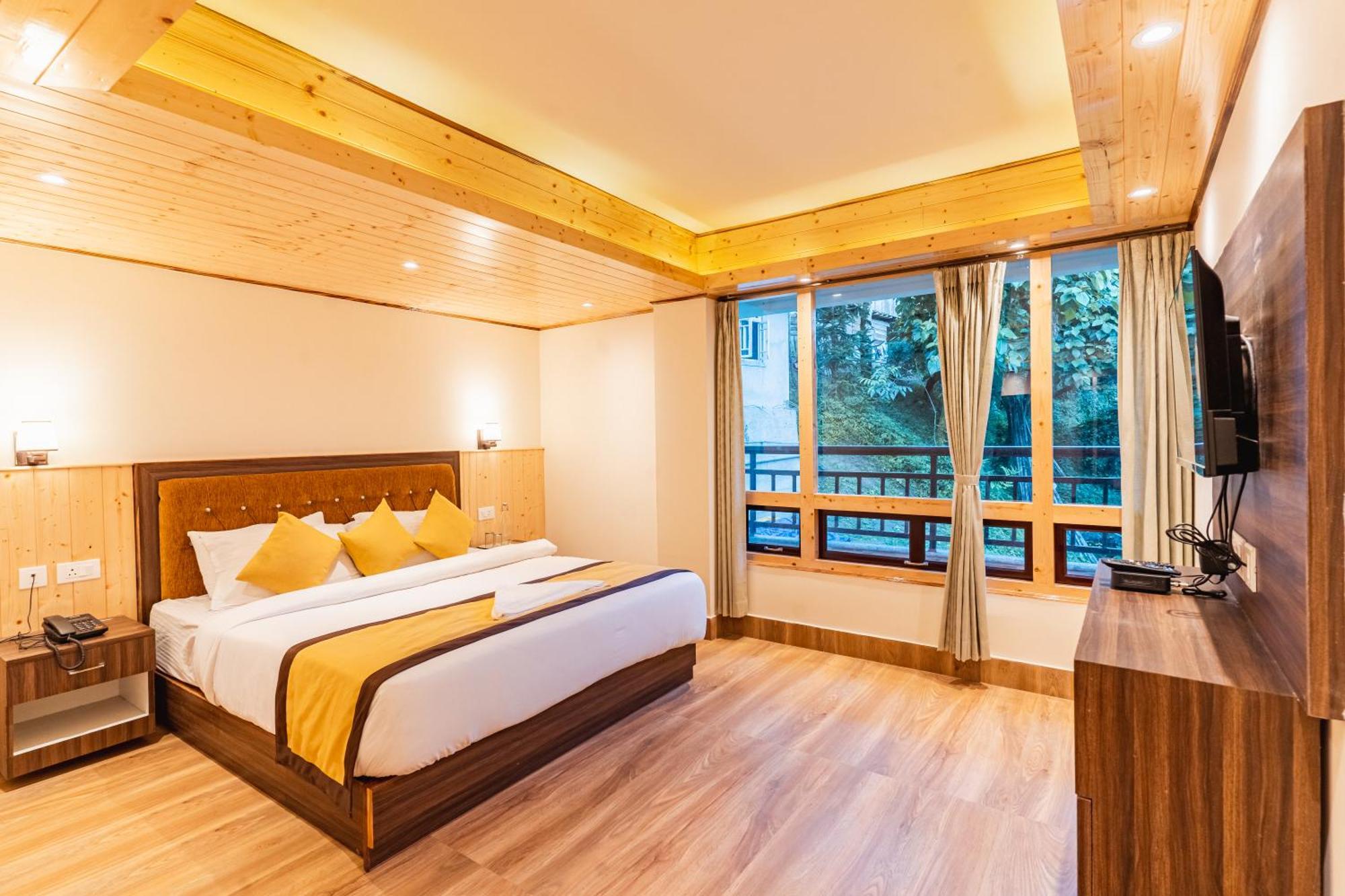 Hotel The Golden Retreat In