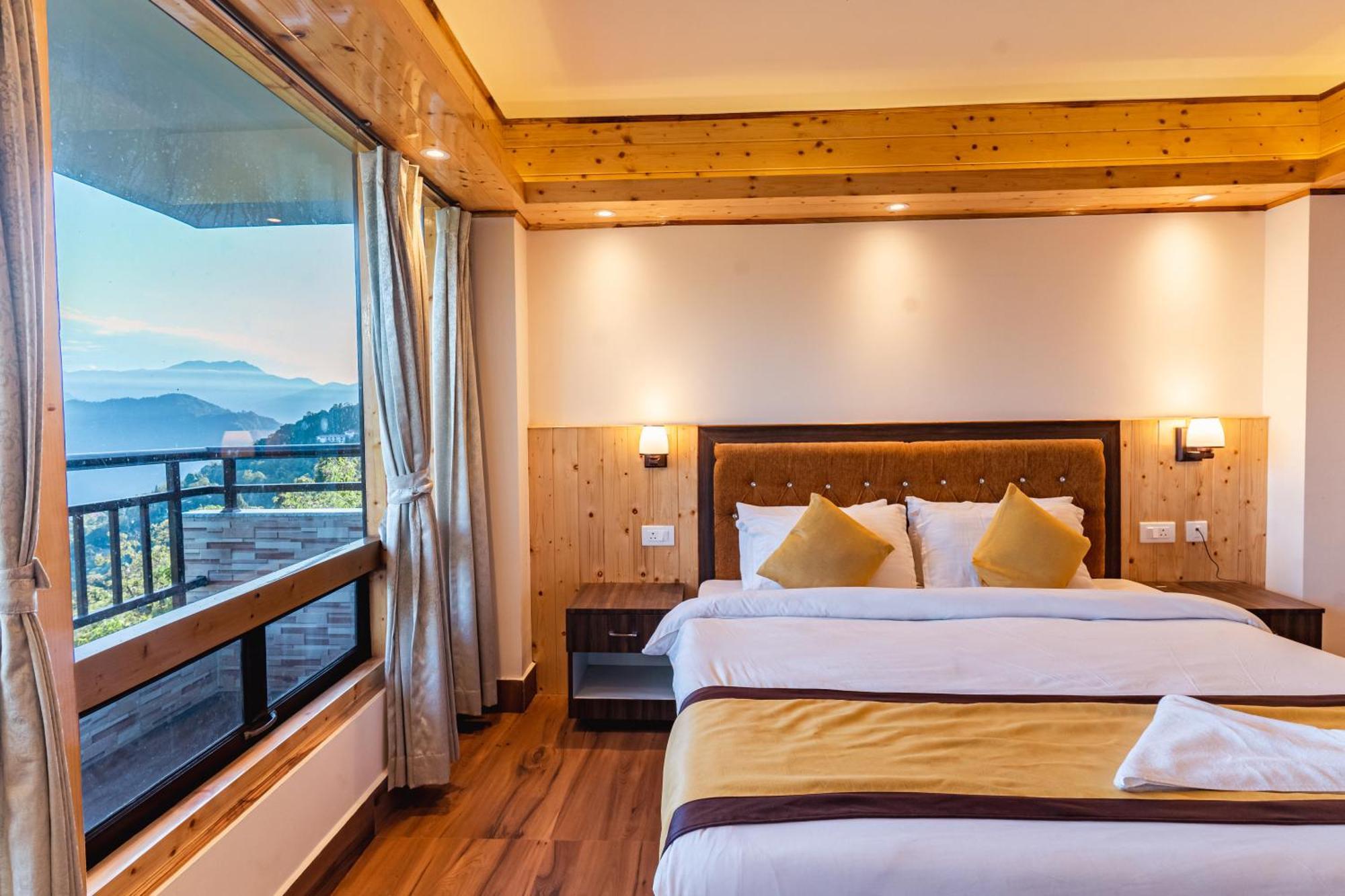 The Golden Retreat In Pelling
