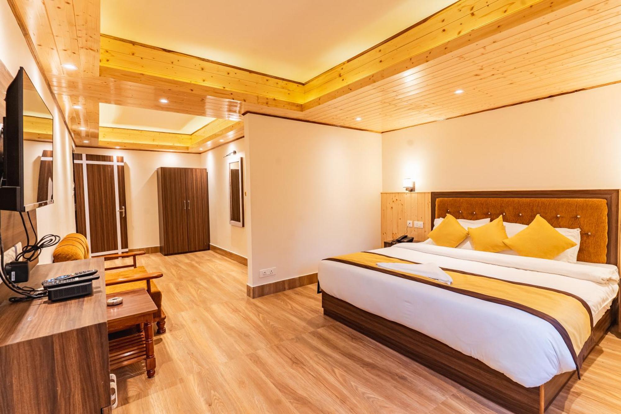 The Golden Retreat In