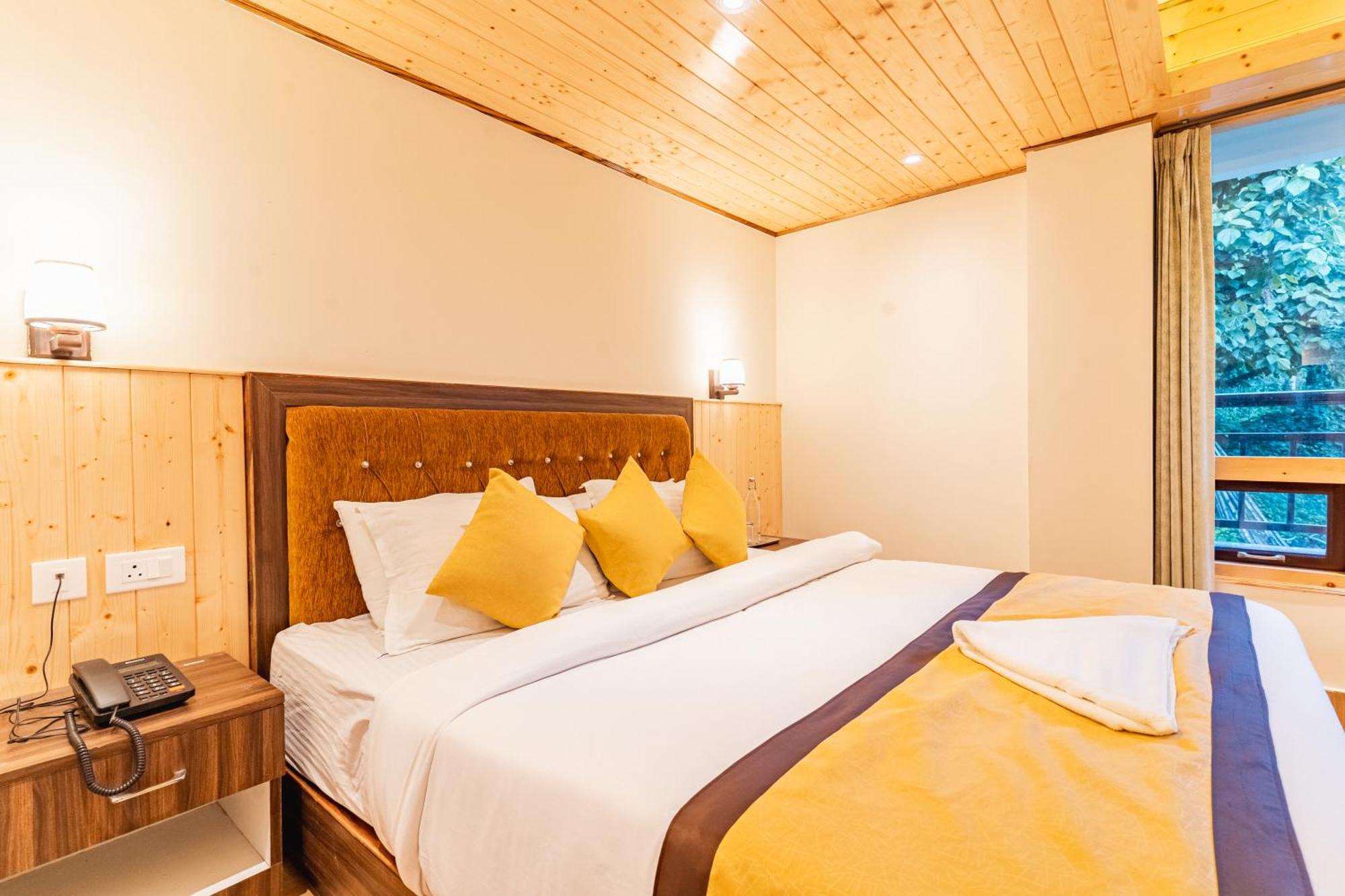 Hotel The Golden Retreat In 3*