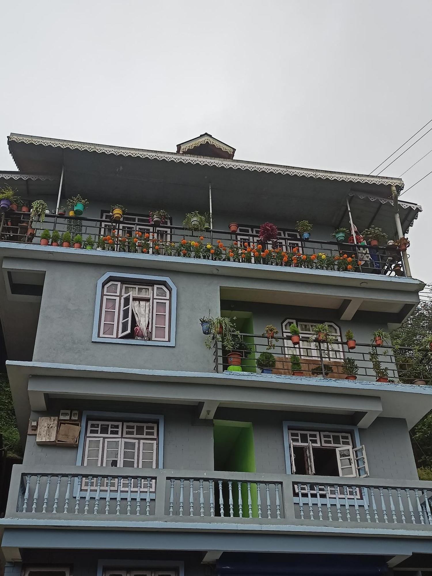 Hostel Lamchanay &