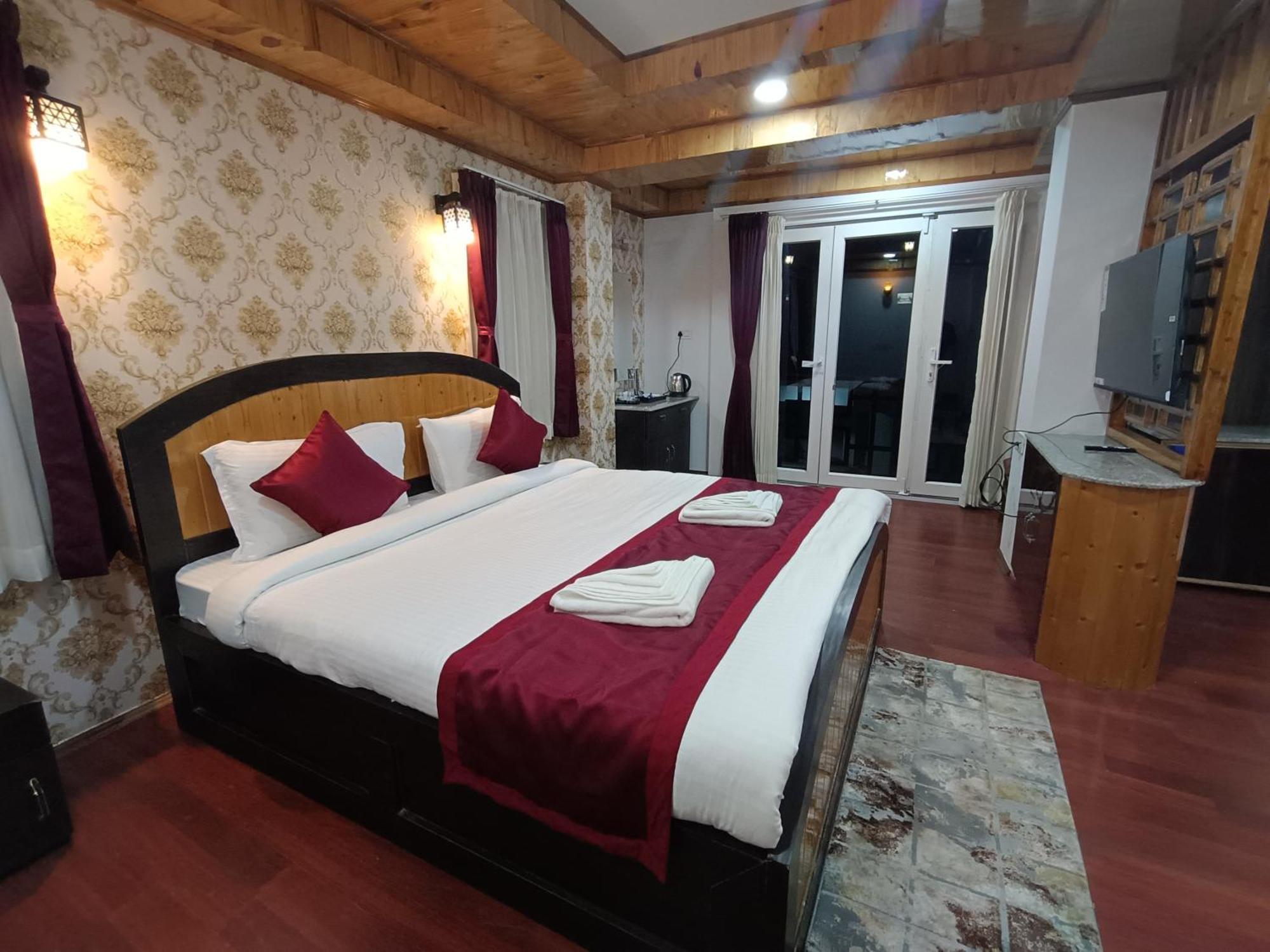 Rufina Greenland Premiere Hotel