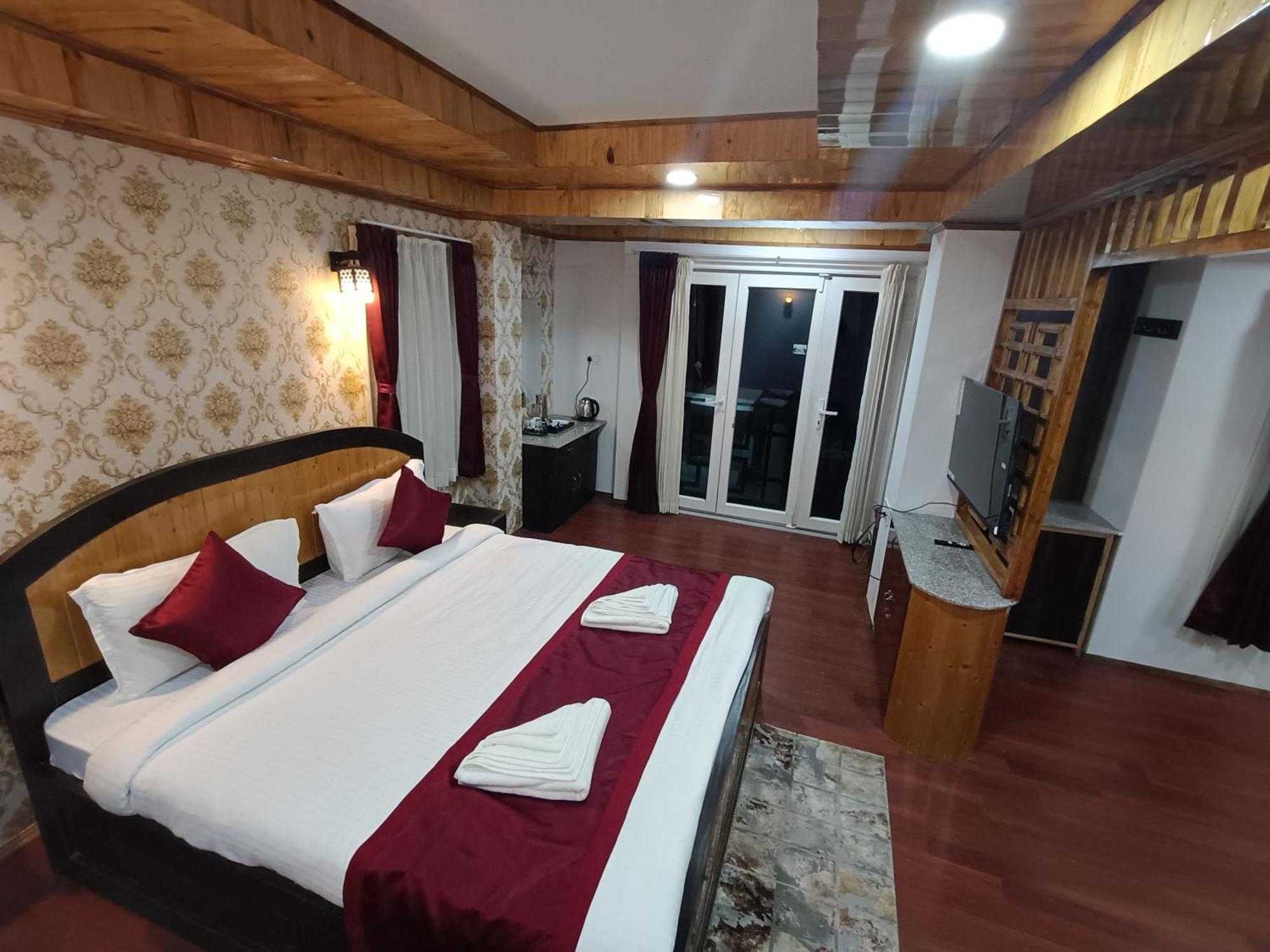 Rufina Greenland Premiere Hotel 3*