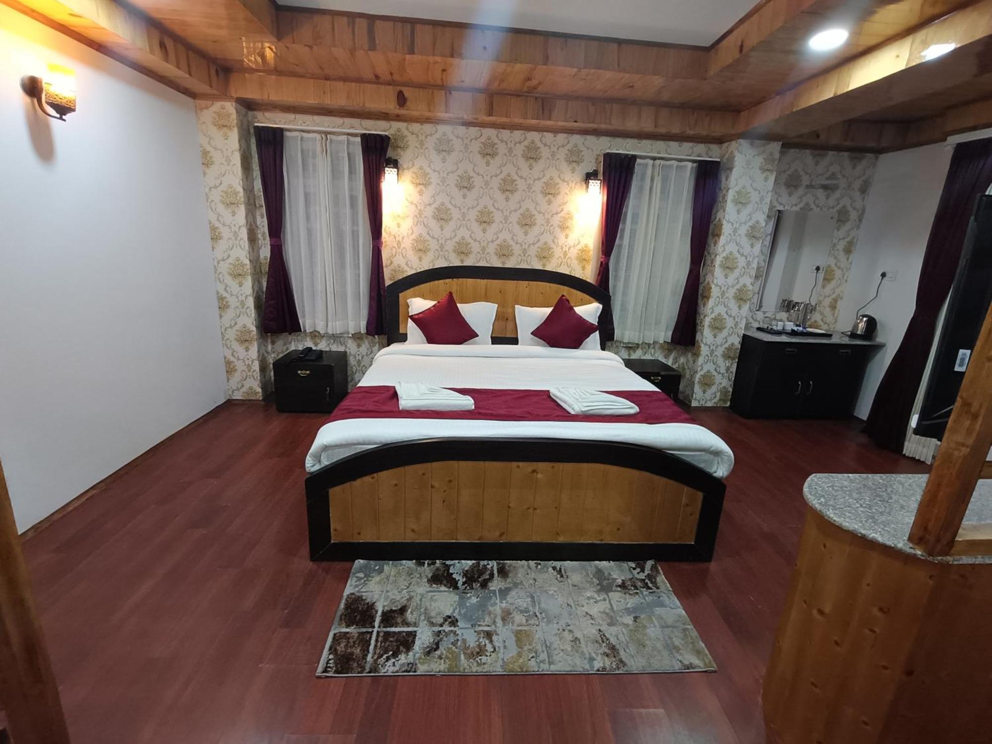 Rufina Greenland Premiere Hotel