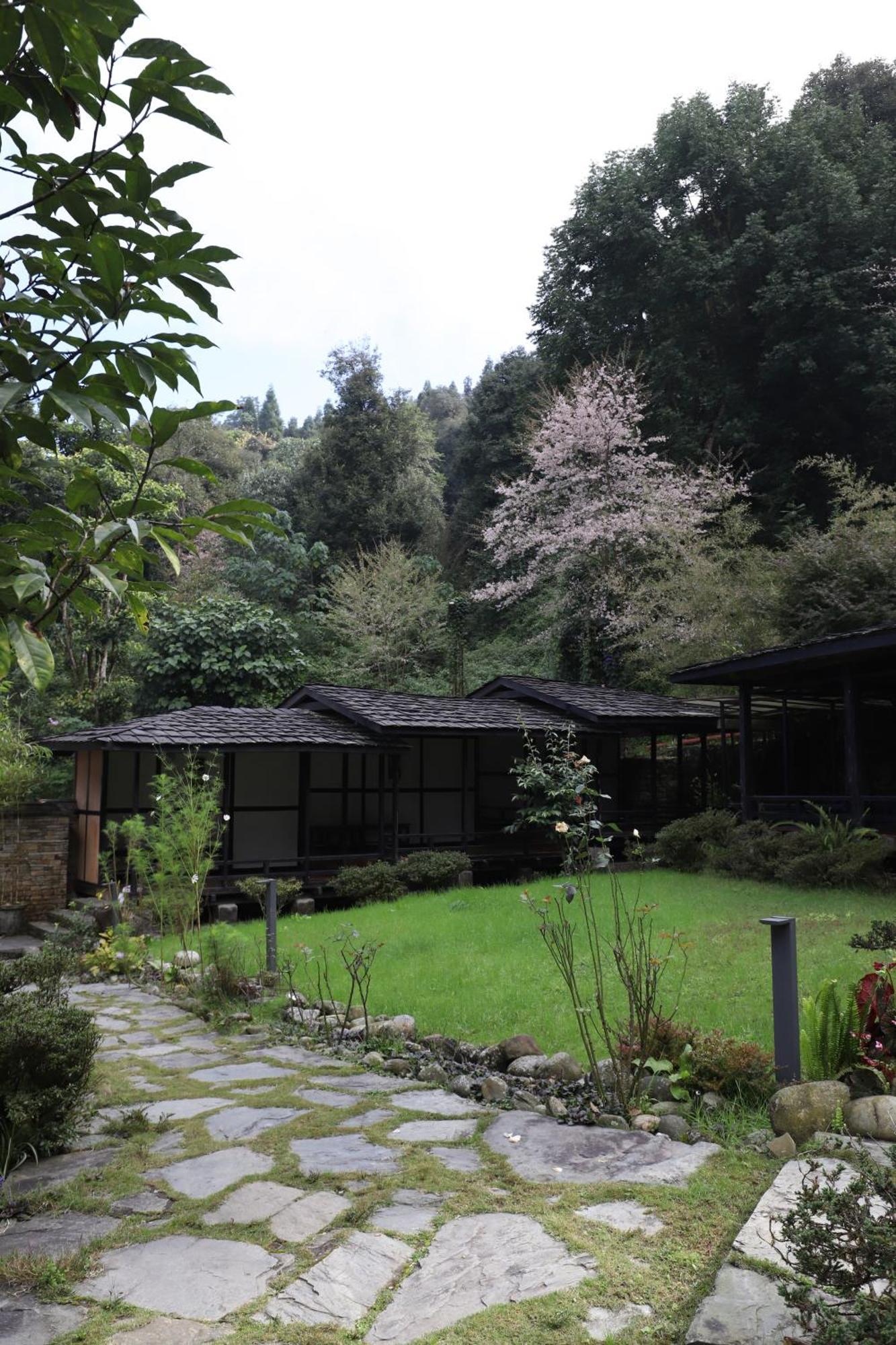 The Chumbi Mountain Retreat &