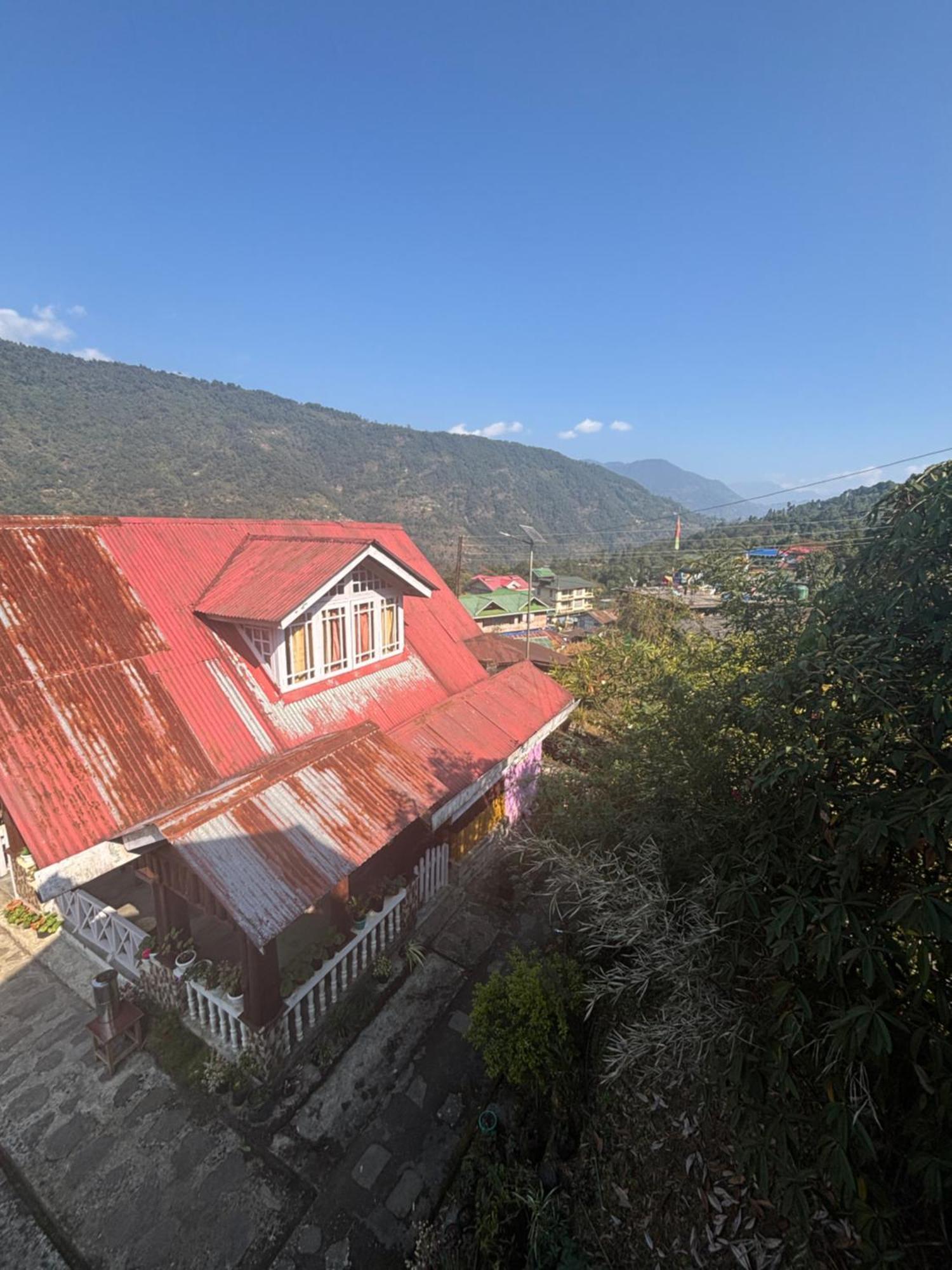 Odyssey's Darap Eco Retreat Homestay *